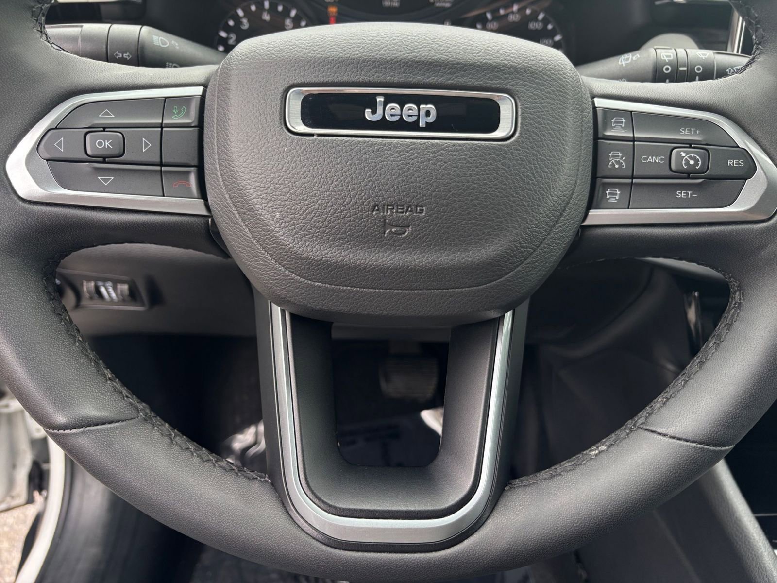 Thumbnail: 2025 Jeep Compass - 29