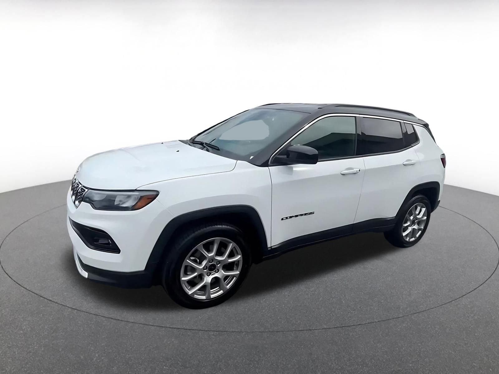 Thumbnail: 2025 Jeep Compass - 13