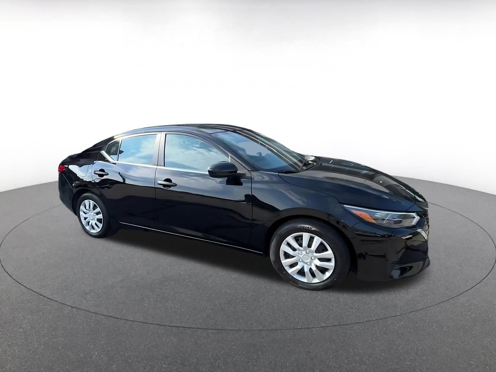 Thumbnail: 2025 Nissan Sentra - 2