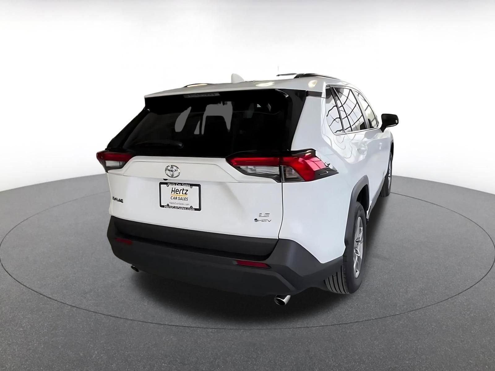 Thumbnail: 2025 Toyota RAV4 - 13