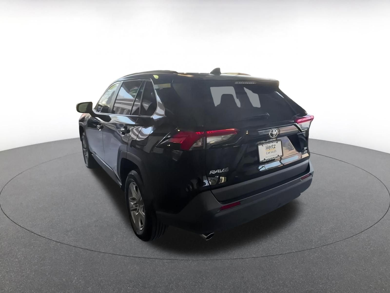 Thumbnail: 2025 Toyota RAV4 - 11