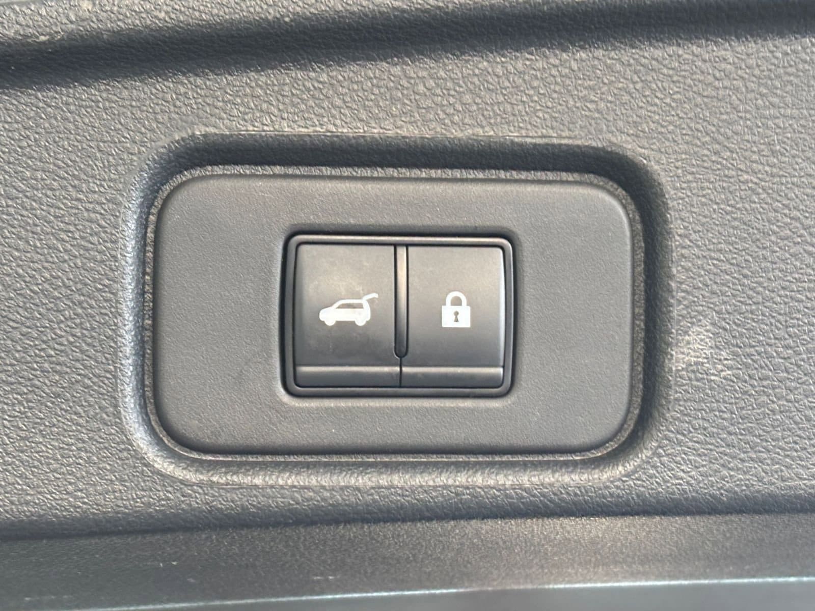 Thumbnail: 2025 Nissan Pathfinder - 23