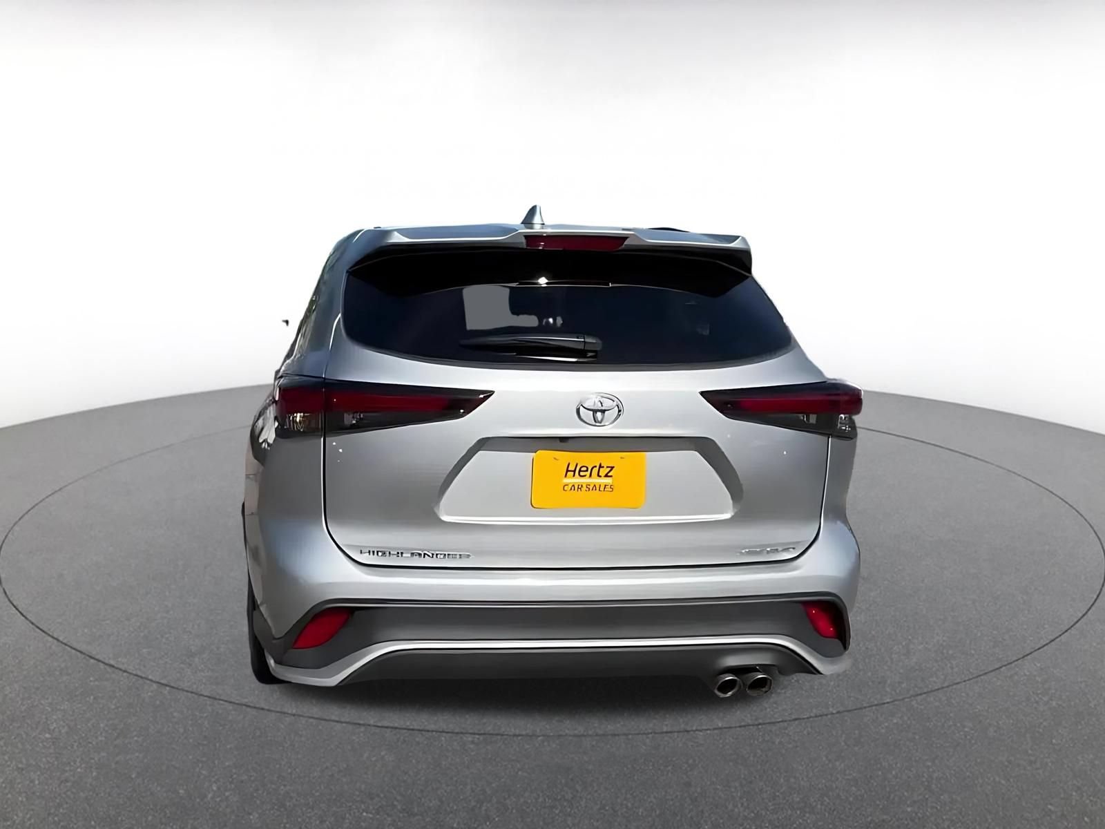 Thumbnail: 2025 Toyota Highlander - 12