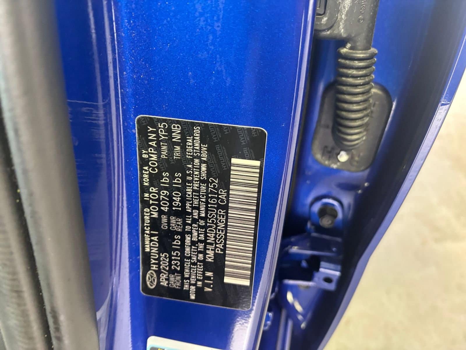 Thumbnail: 2025 Hyundai Elantra - 32