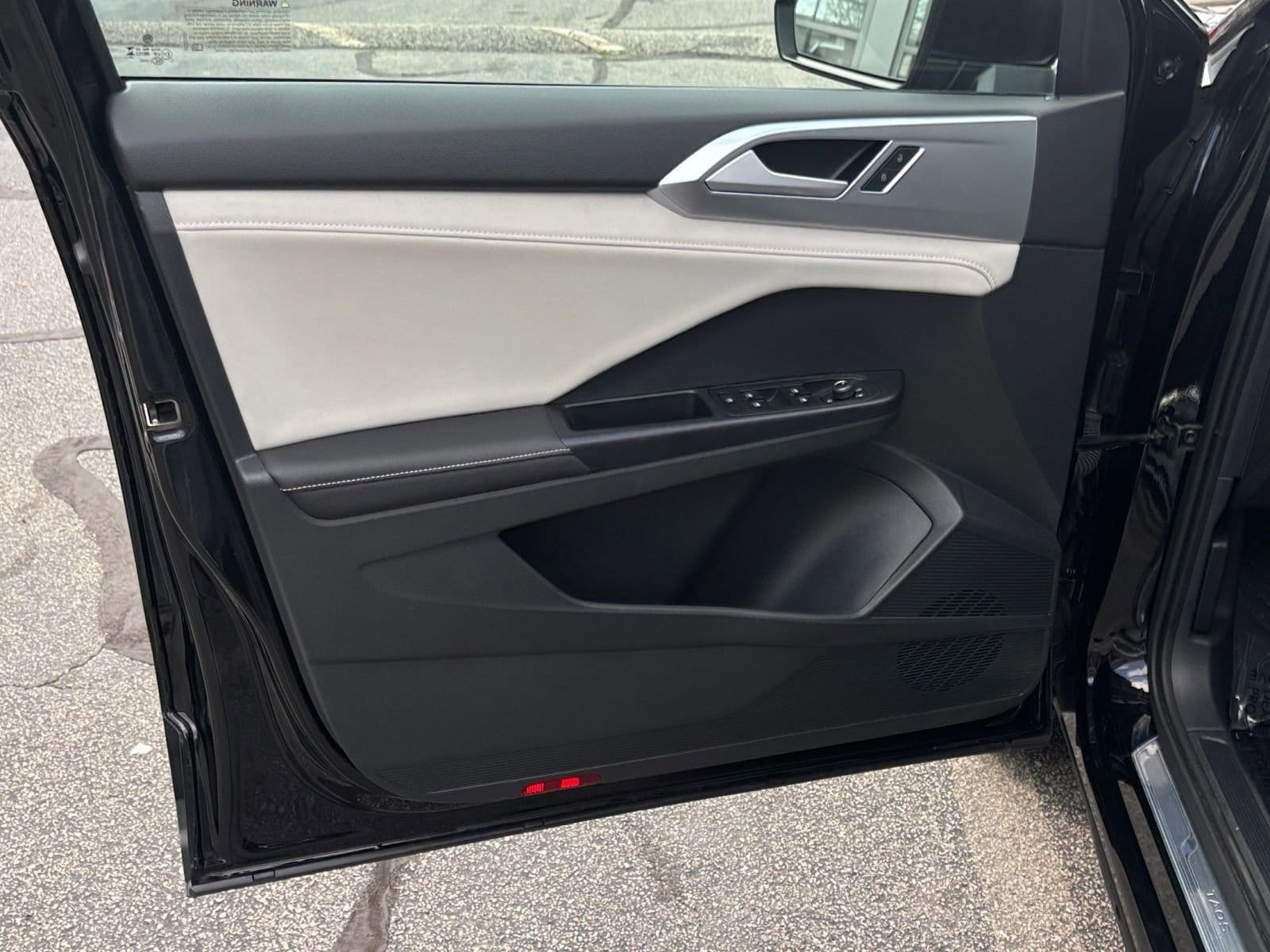 Thumbnail: 2025 Volkswagen Taos - 21