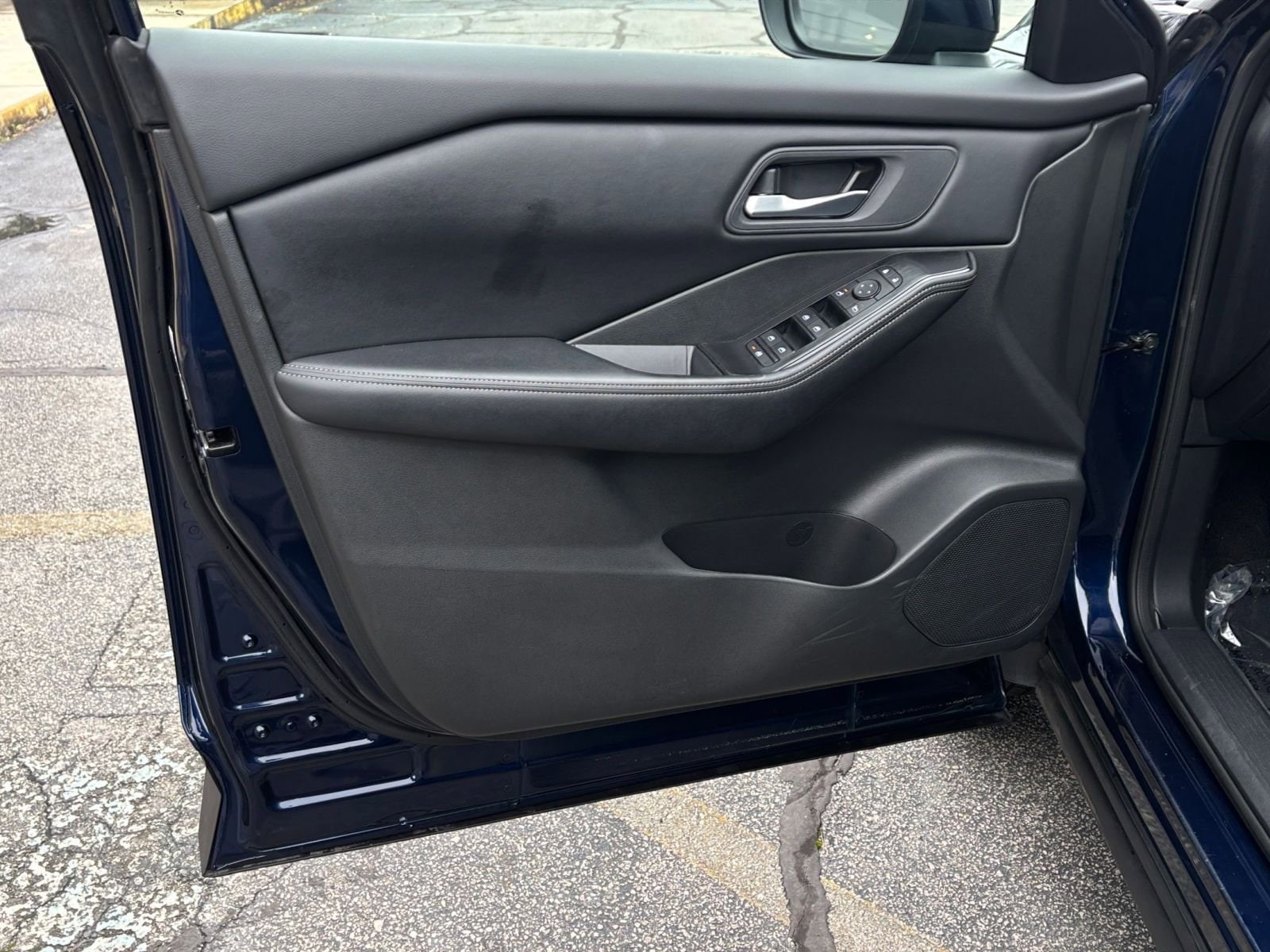 Thumbnail: 2025 Nissan Rogue - 18