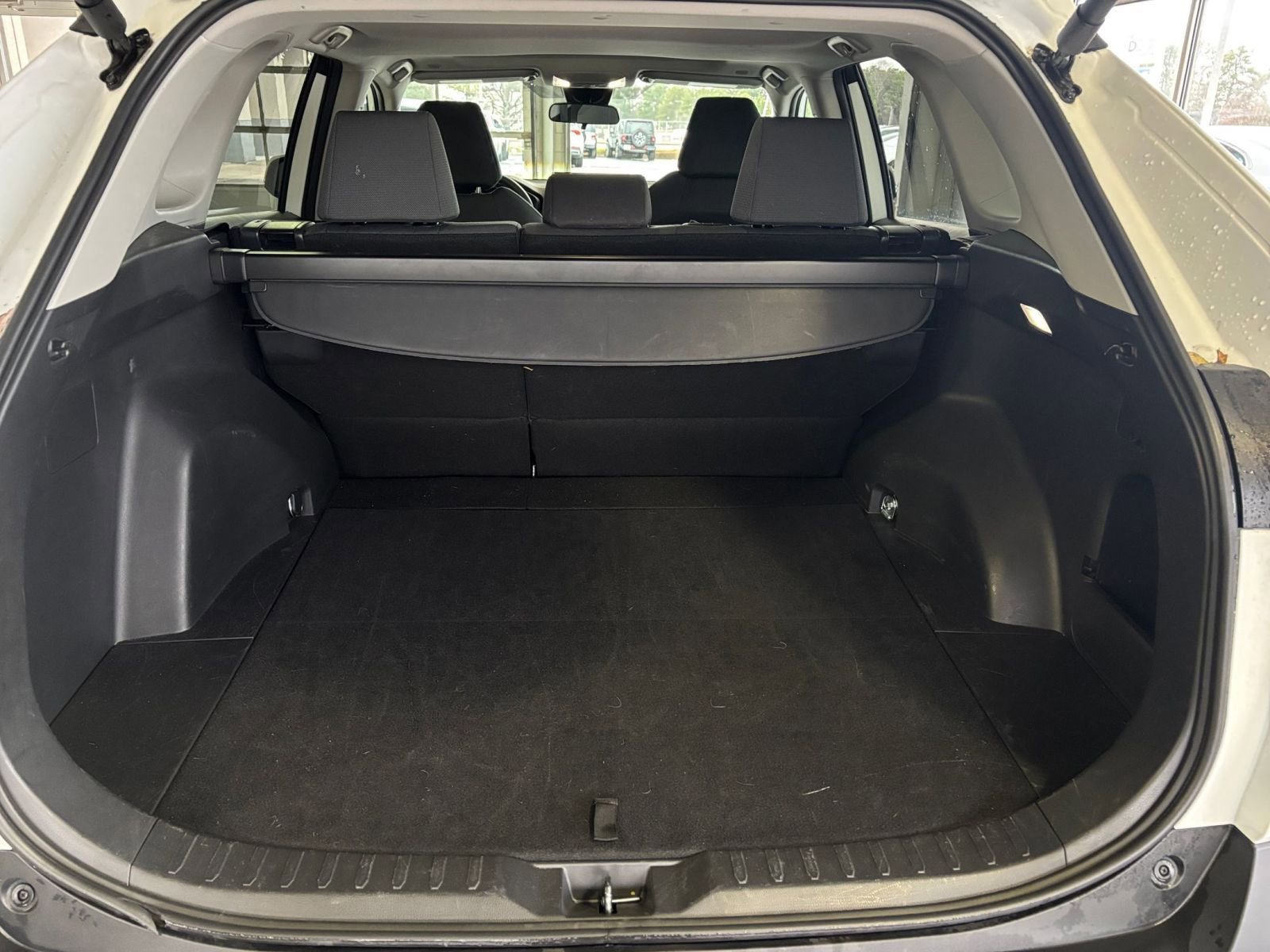 Thumbnail: 2025 Toyota RAV4 - 34