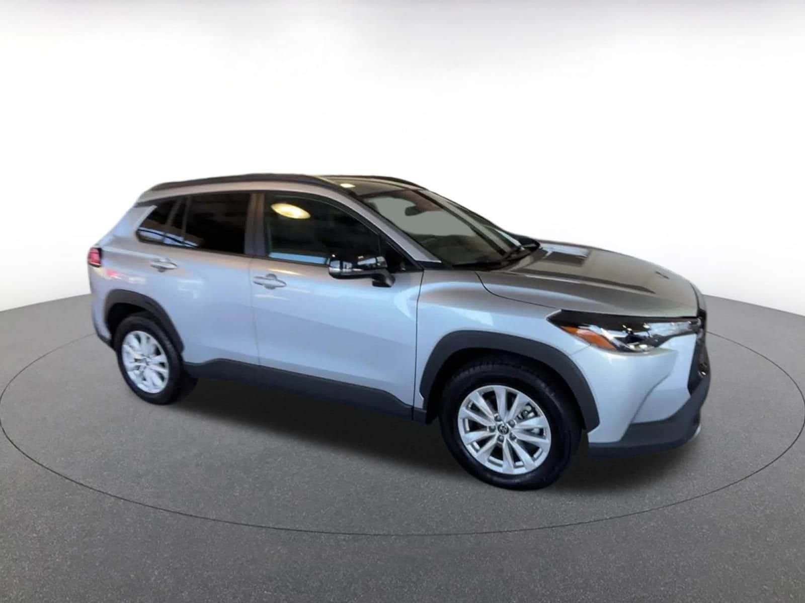 Thumbnail: 2025 Toyota Corolla Cross - 2