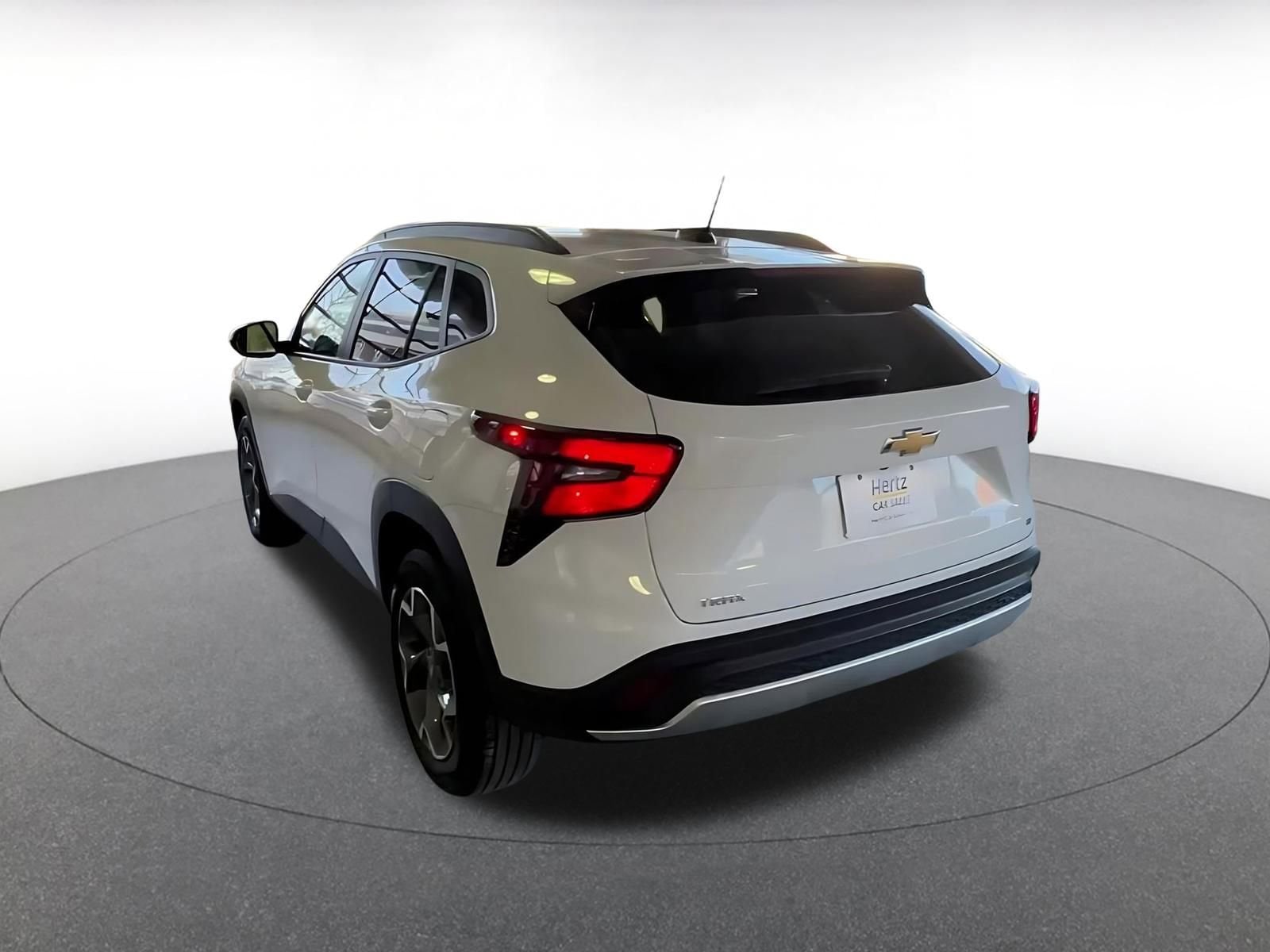 Thumbnail: 2025 Chevrolet Trax - 11