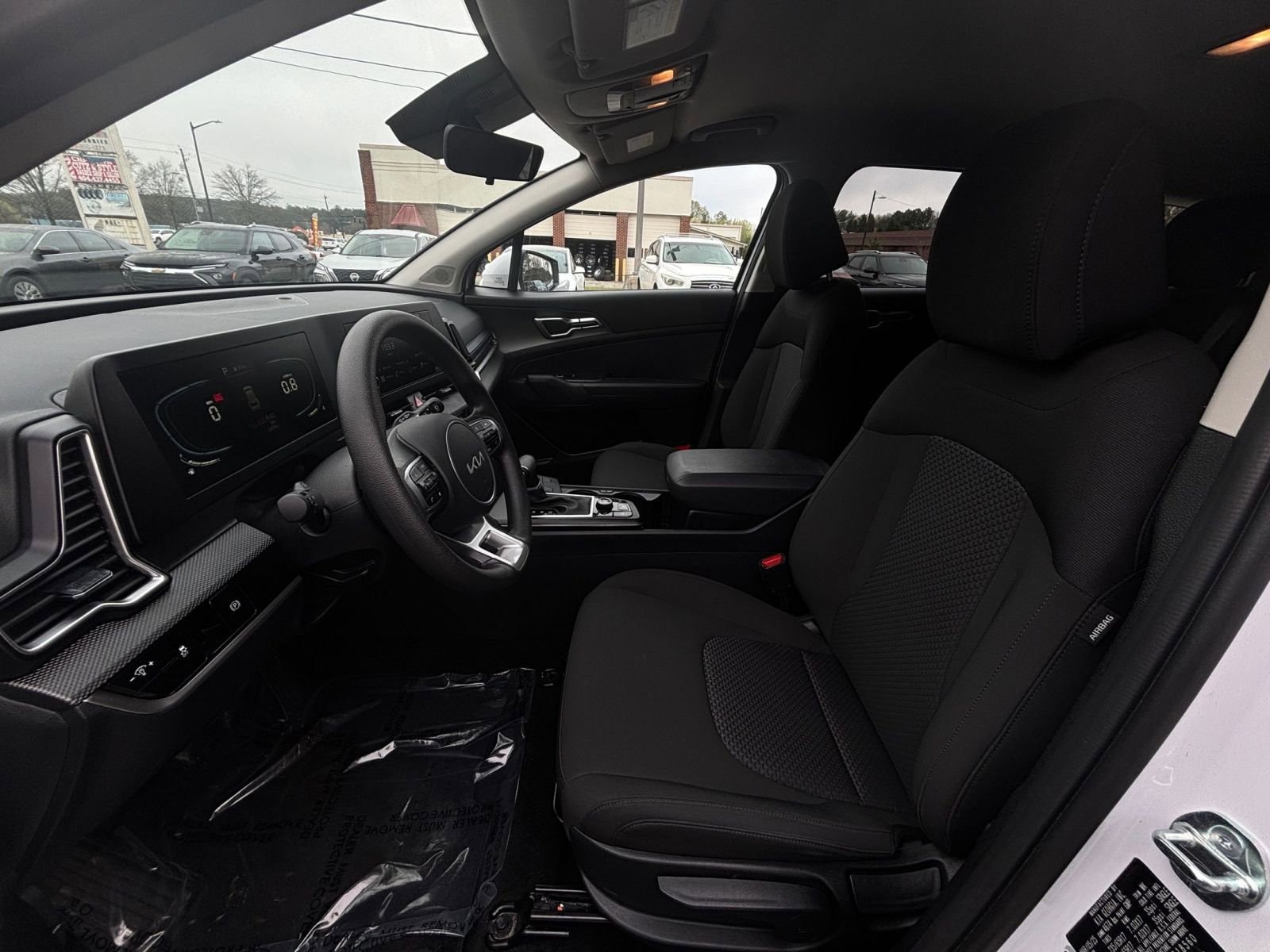 Thumbnail: 2025 Kia Sportage - 31