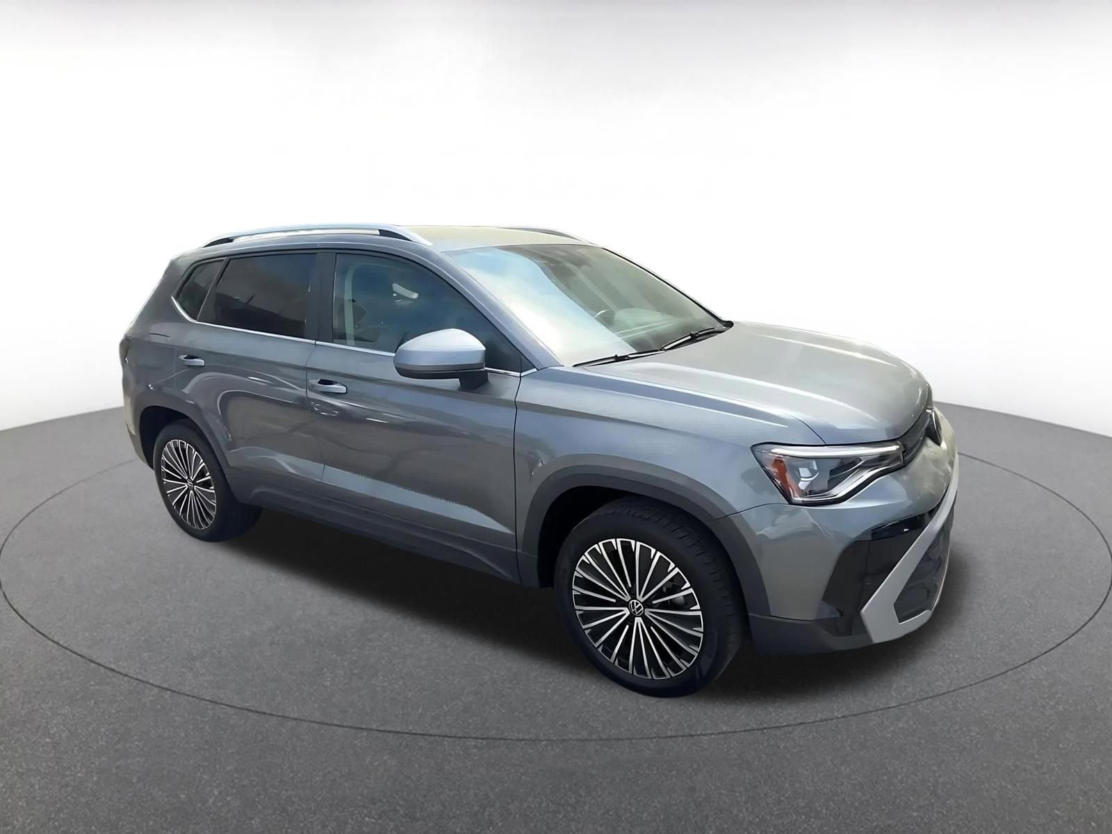 Thumbnail: 2025 Volkswagen Taos - 2