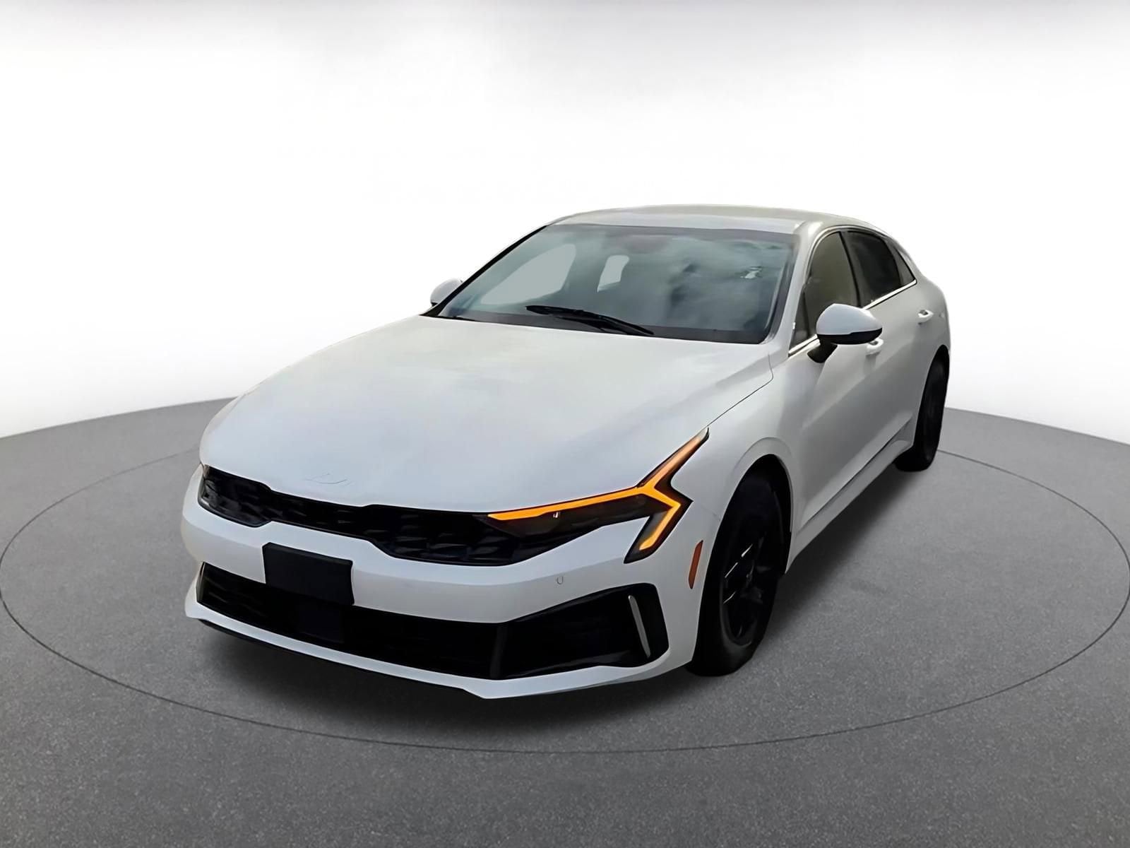 Thumbnail: 2025 Kia K5 - 10