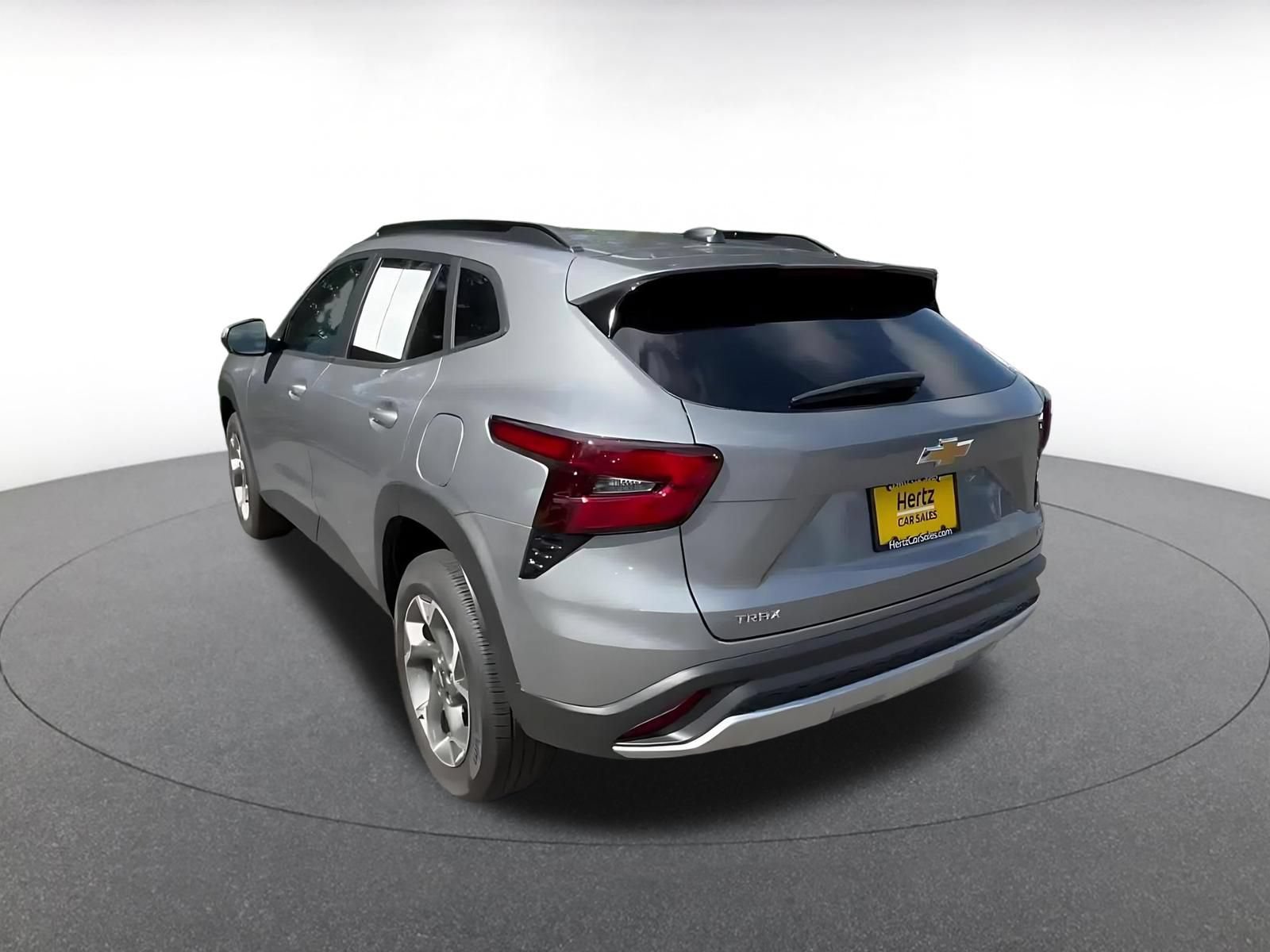 Thumbnail: 2025 Chevrolet Trax - 9