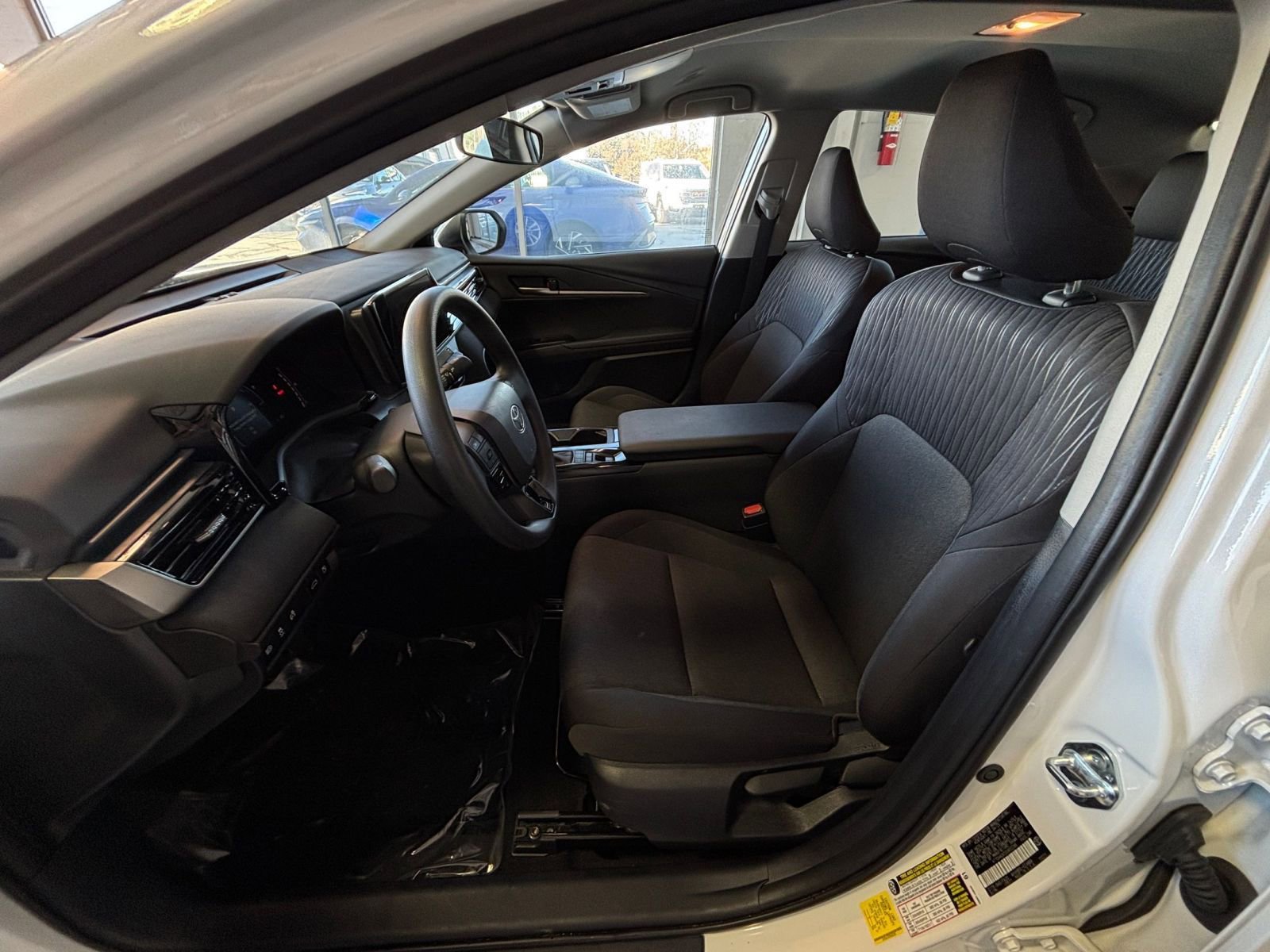 Thumbnail: 2025 Toyota Camry - 31