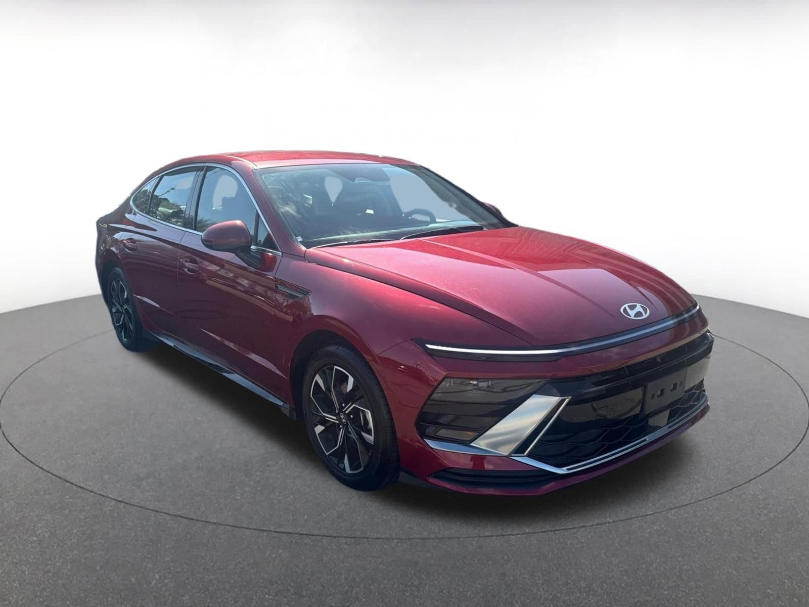 Thumbnail: 2025 Hyundai Sonata - 1