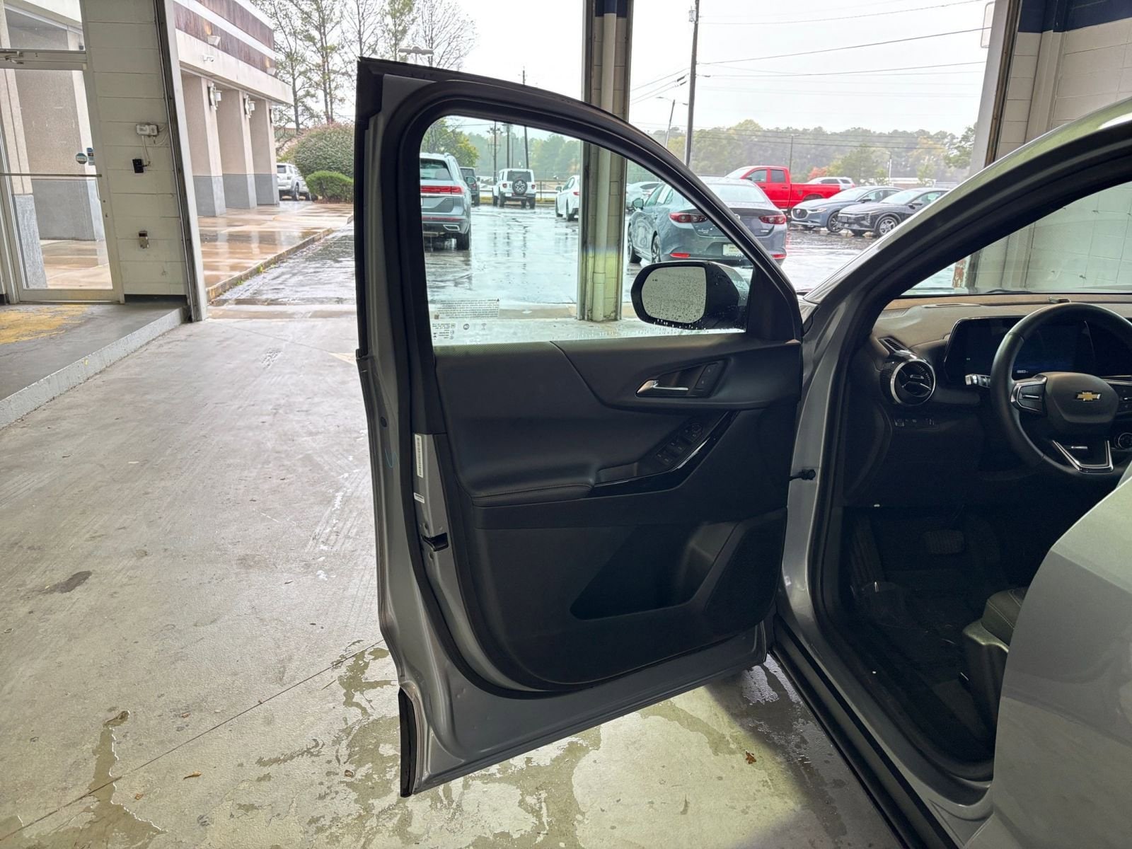 Thumbnail: 2025 Chevrolet Equinox - 20