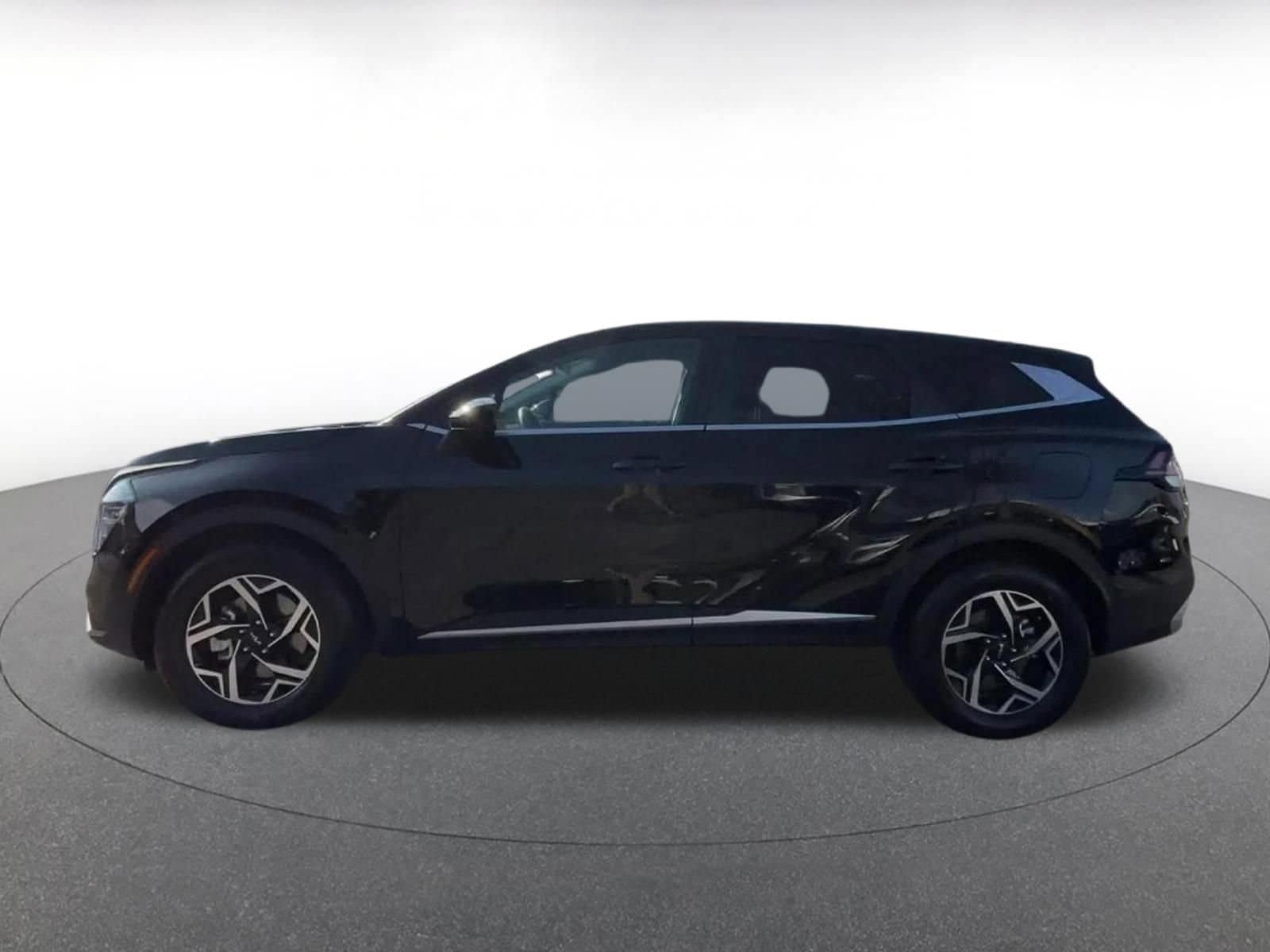 Thumbnail: 2025 Kia Sportage - 8