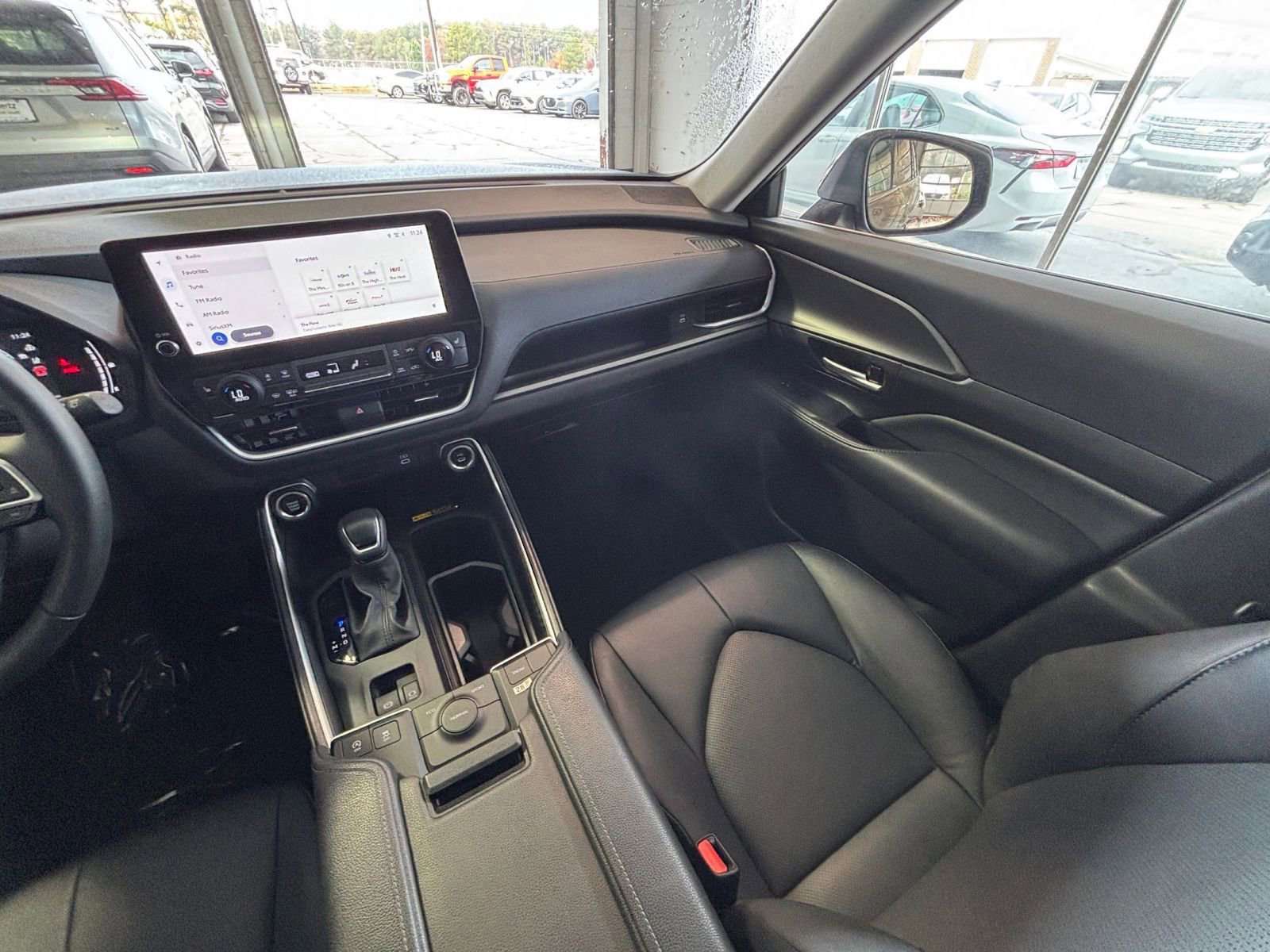 Thumbnail: 2025 Toyota Grand Highlander - 35