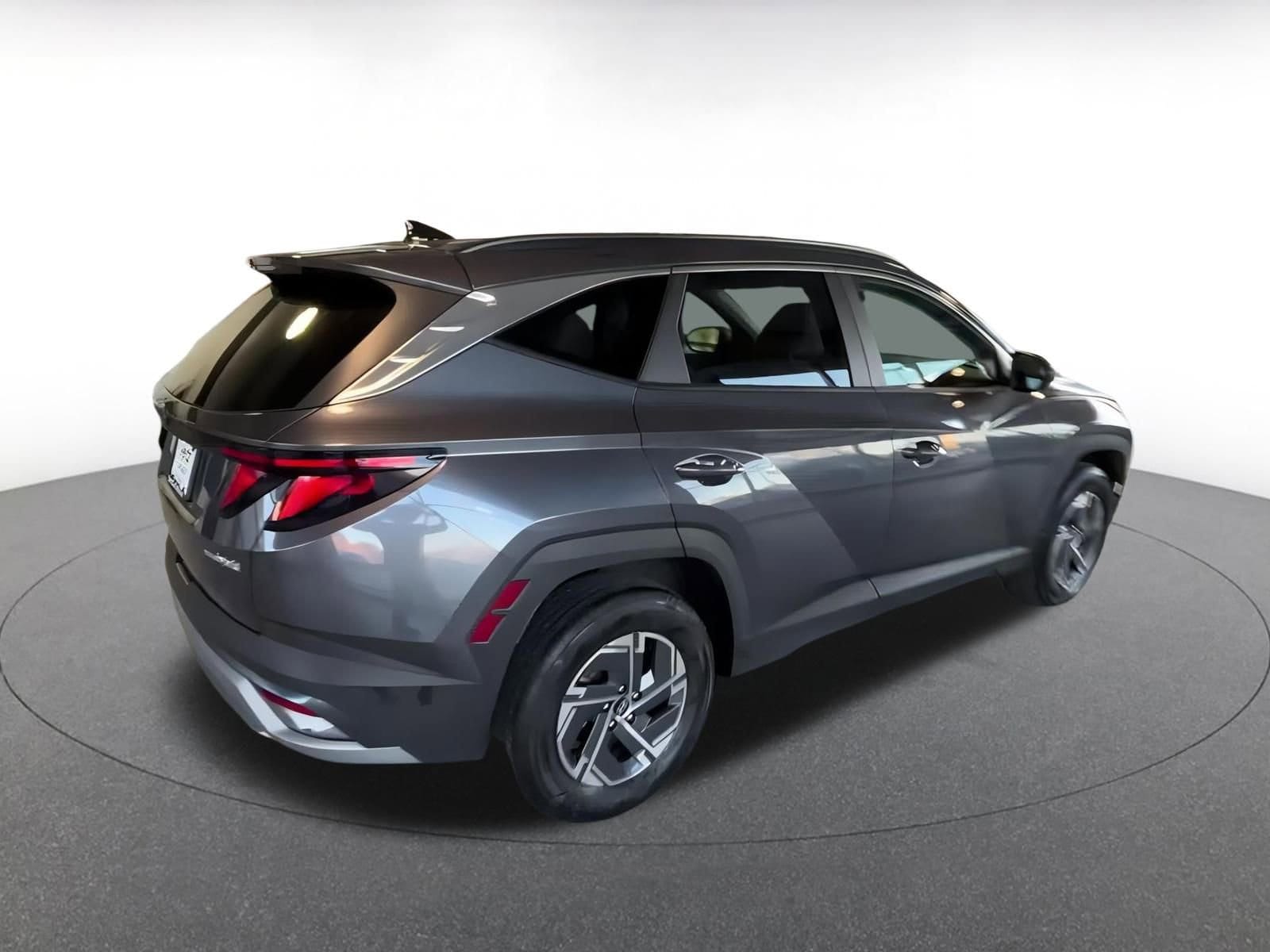 Thumbnail: 2025 Hyundai Tucson - 17