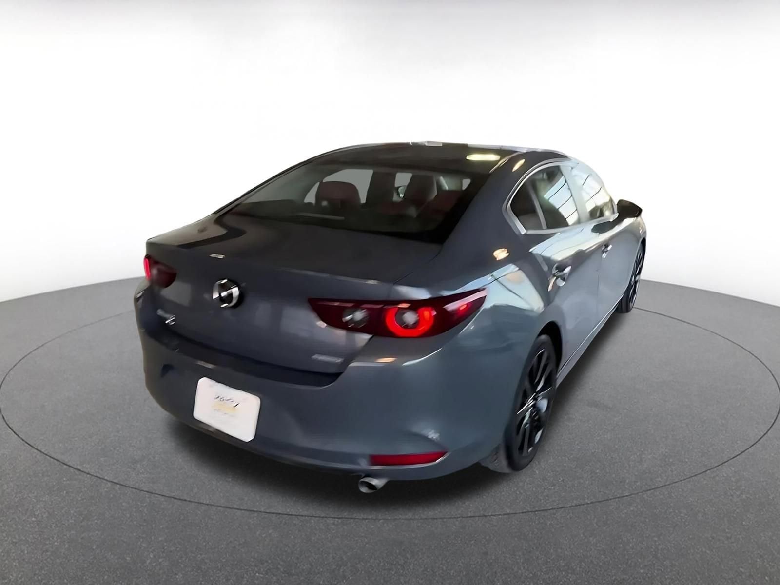 Thumbnail: 2025 Mazda Mazda3 - 18