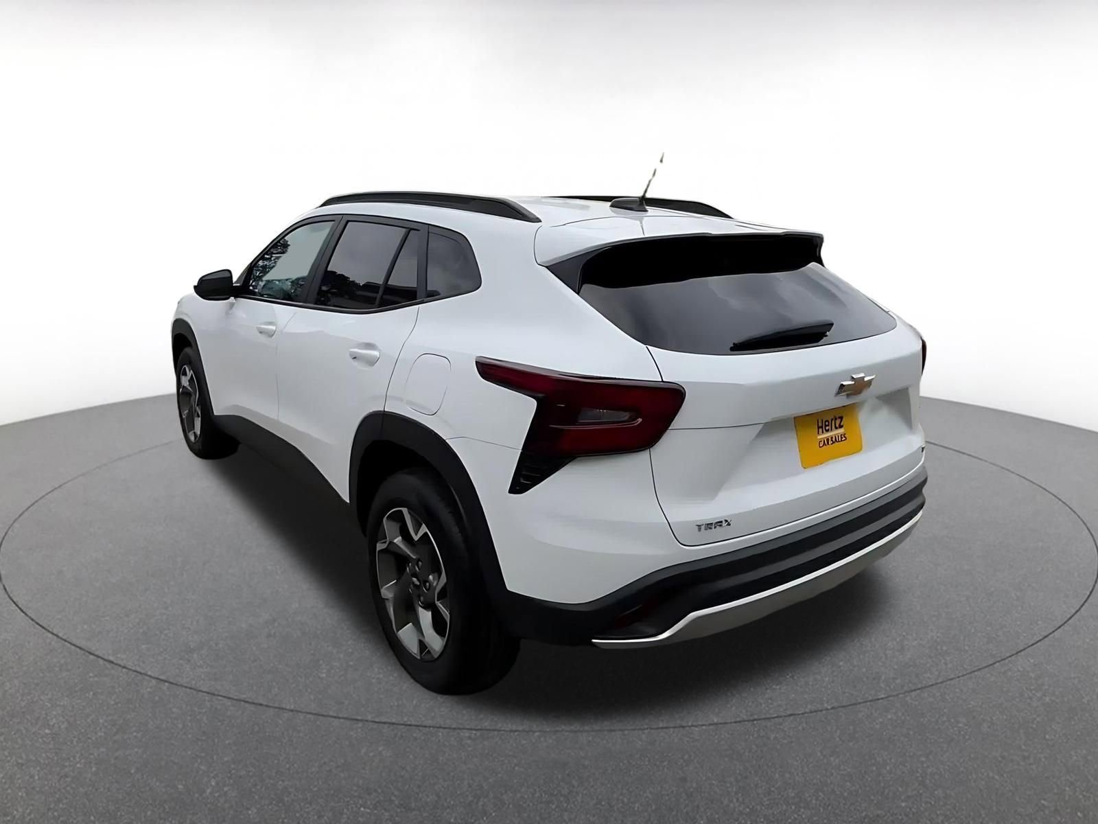 Thumbnail: 2025 Chevrolet Trax - 11
