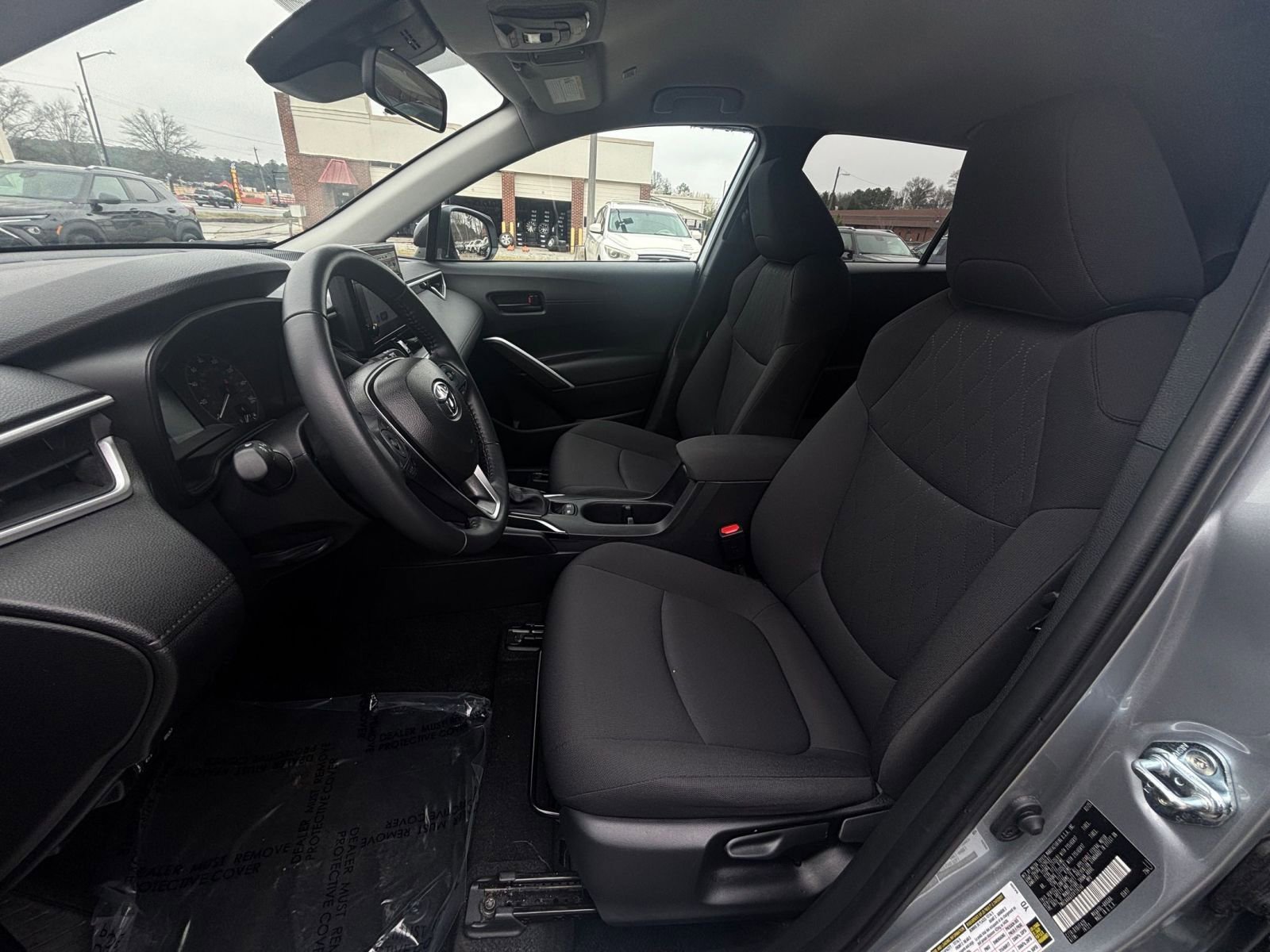 Thumbnail: 2025 Toyota Corolla Cross - 27