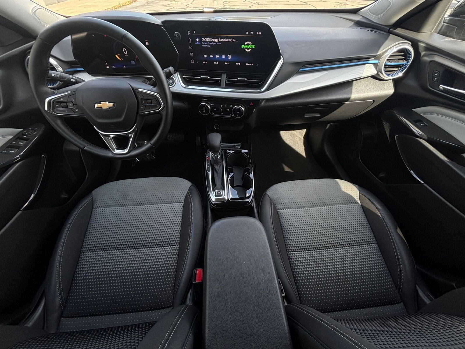 Thumbnail: 2025 Chevrolet Trax - 33