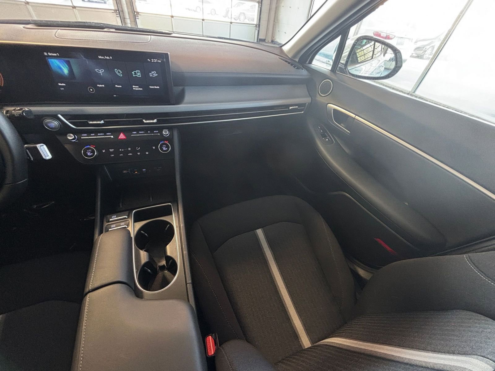 Thumbnail: 2025 Hyundai Sonata - 35