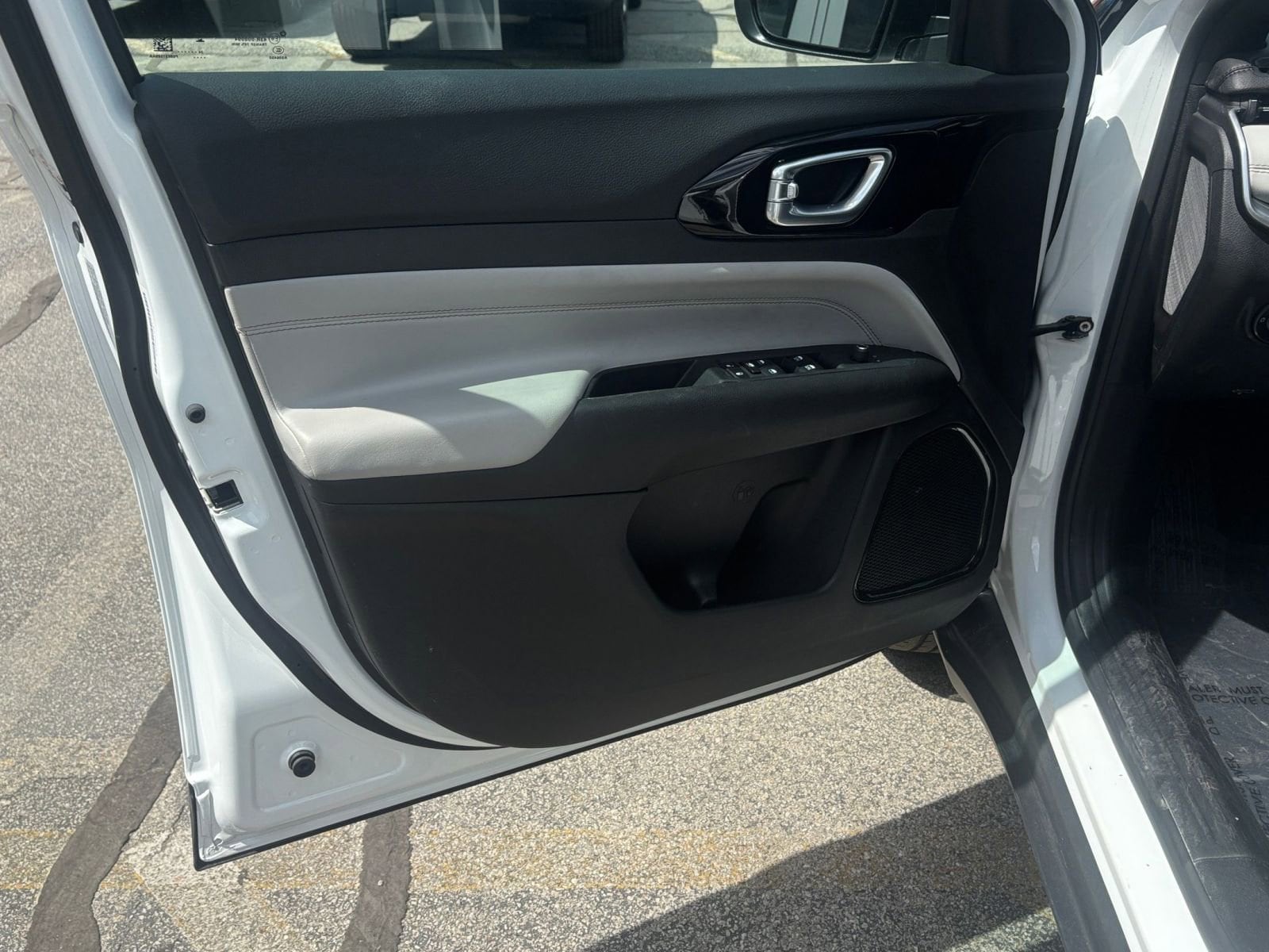 Thumbnail: 2025 Jeep Compass - 22