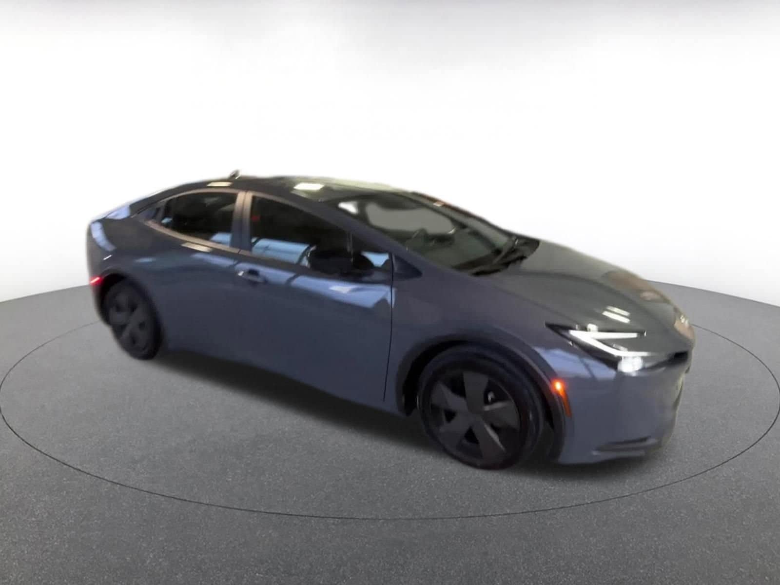 Thumbnail: 2025 Toyota Prius - 1