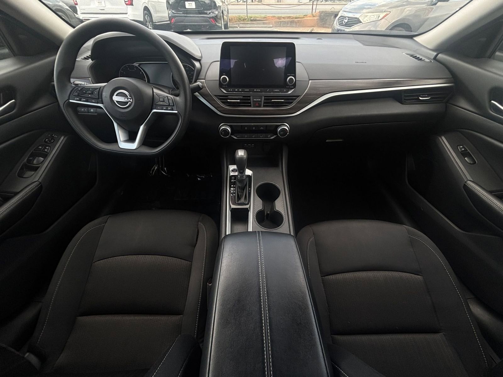 Thumbnail: 2025 Nissan Altima - 33