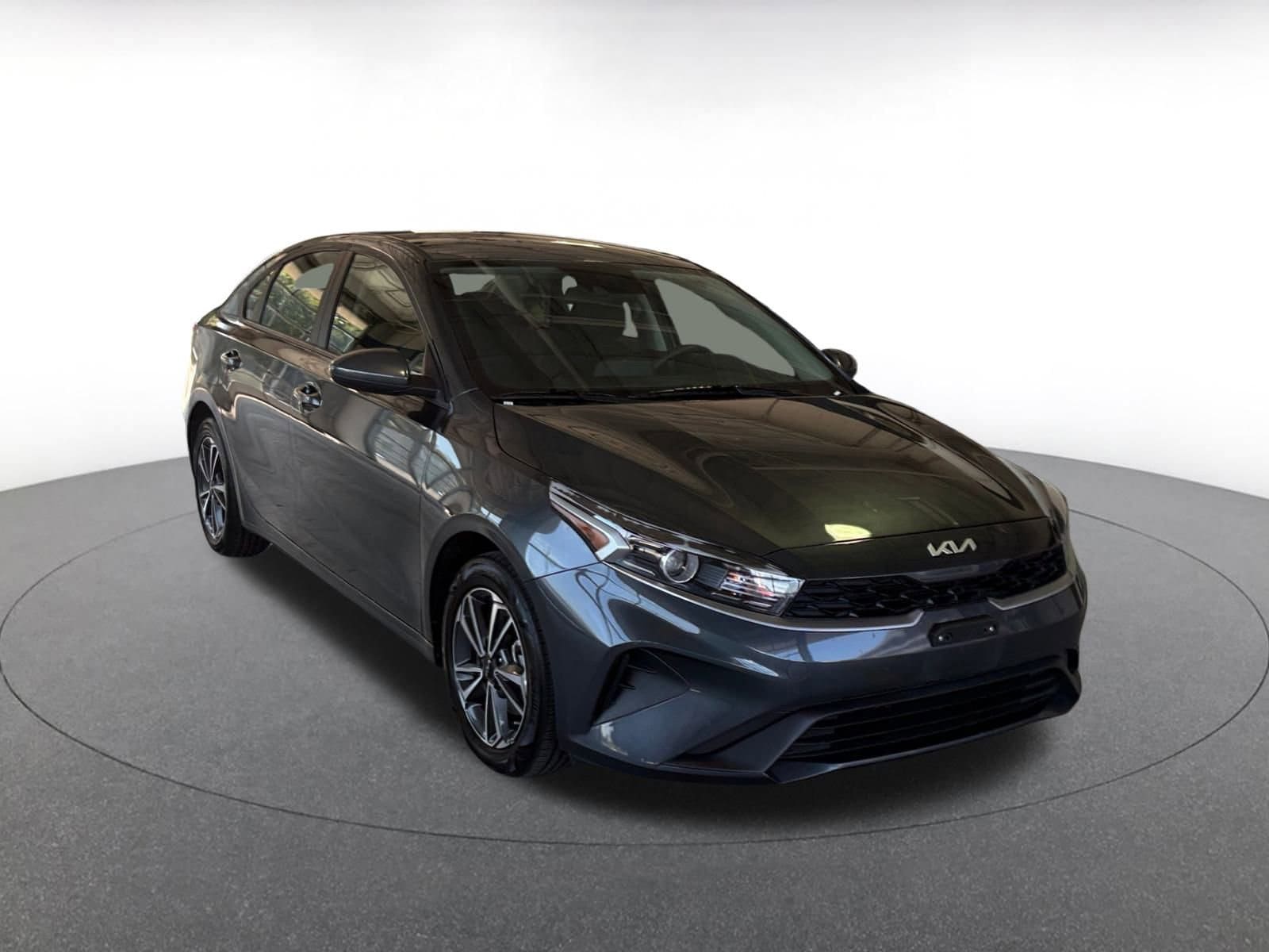 Thumbnail: 2024 Kia Forte - 1
