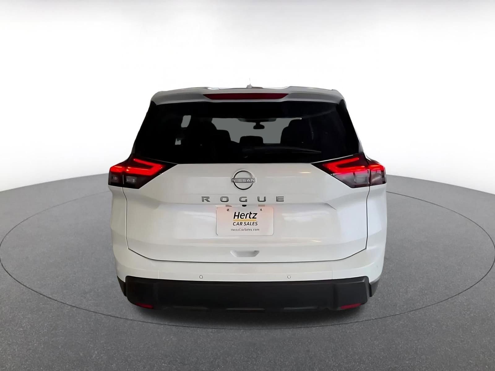 Thumbnail: 2025 Nissan Rogue - 12