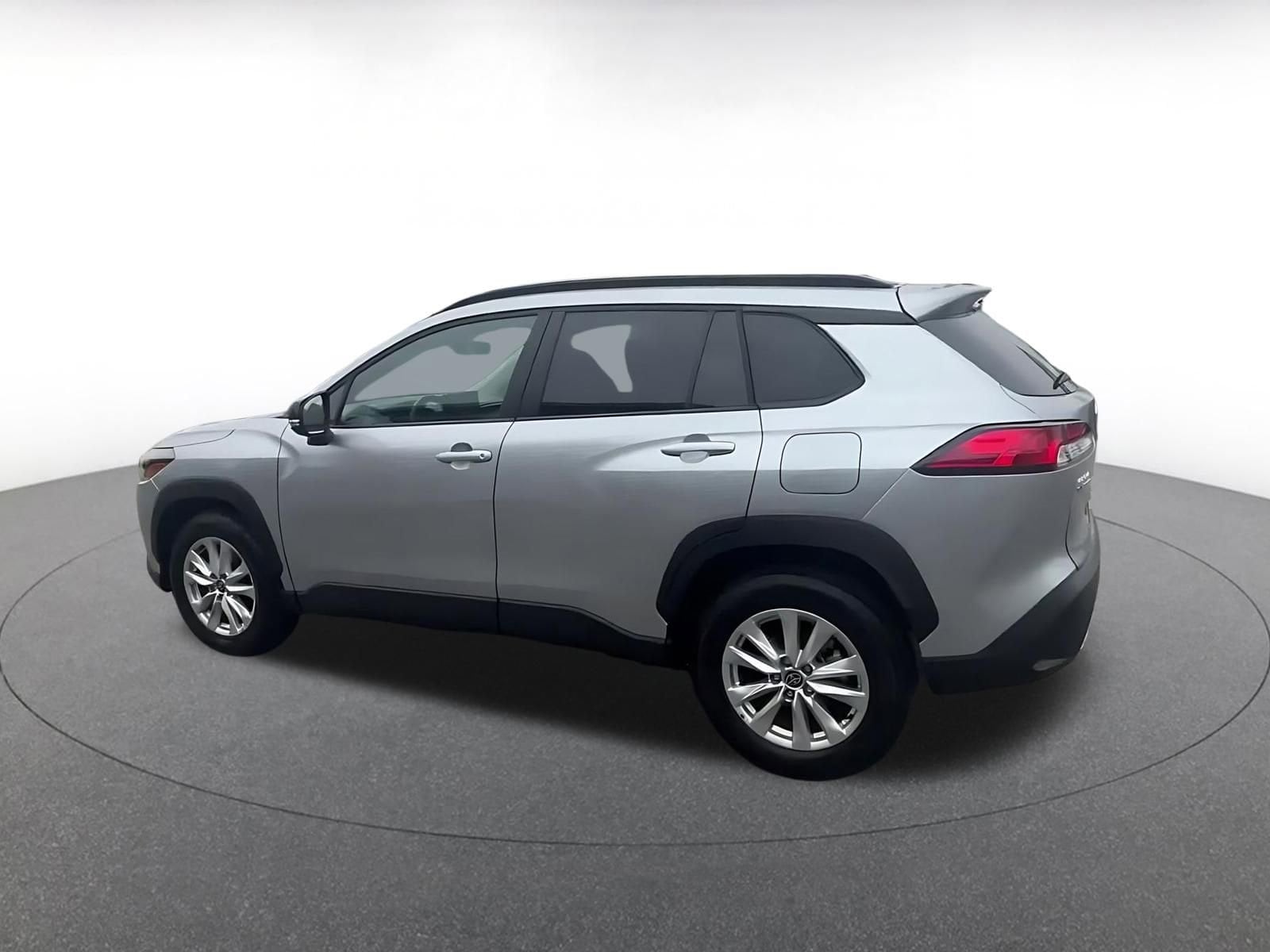 Thumbnail: 2025 Toyota Corolla Cross - 11