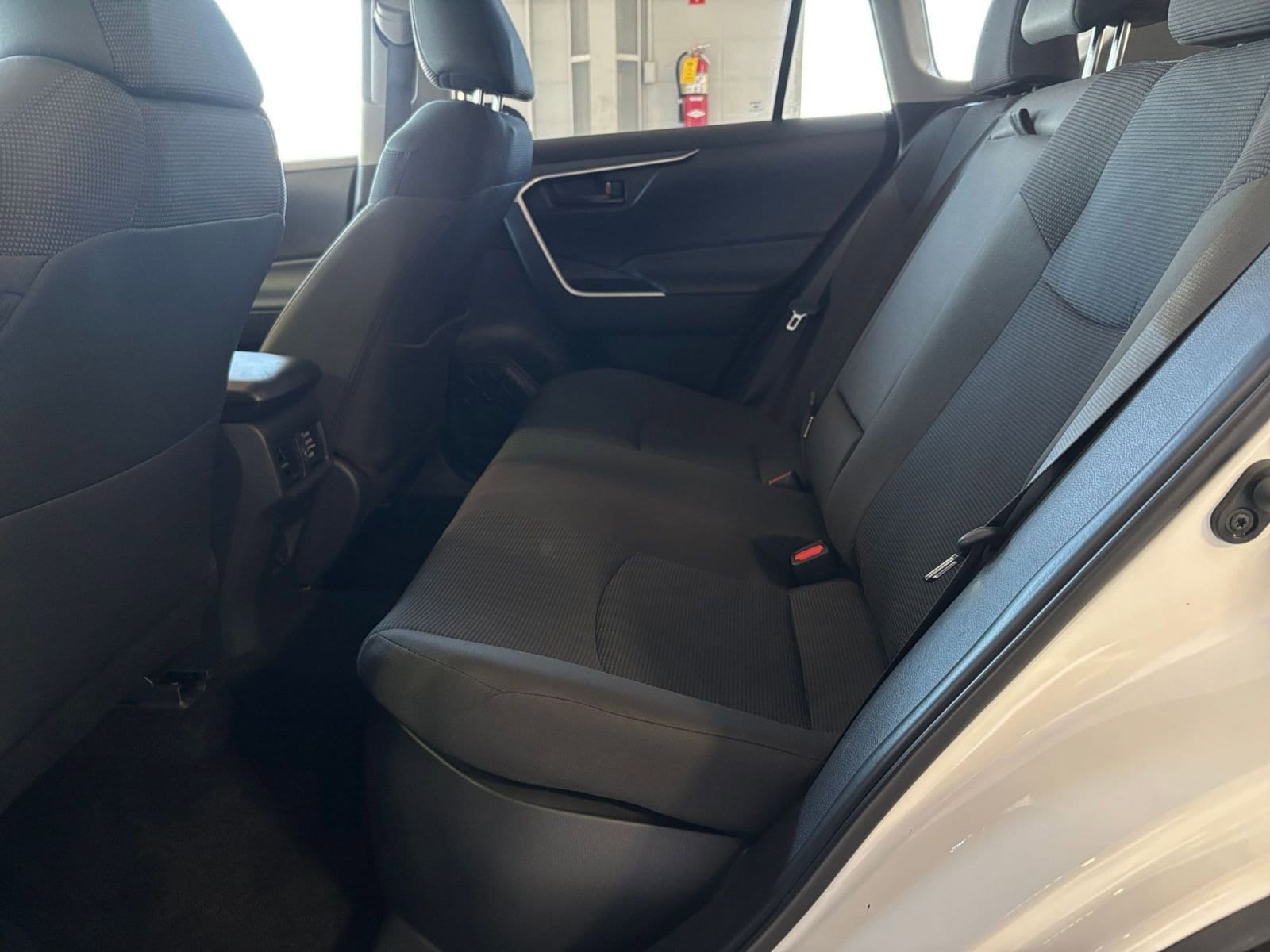 Thumbnail: 2025 Toyota RAV4 - 25