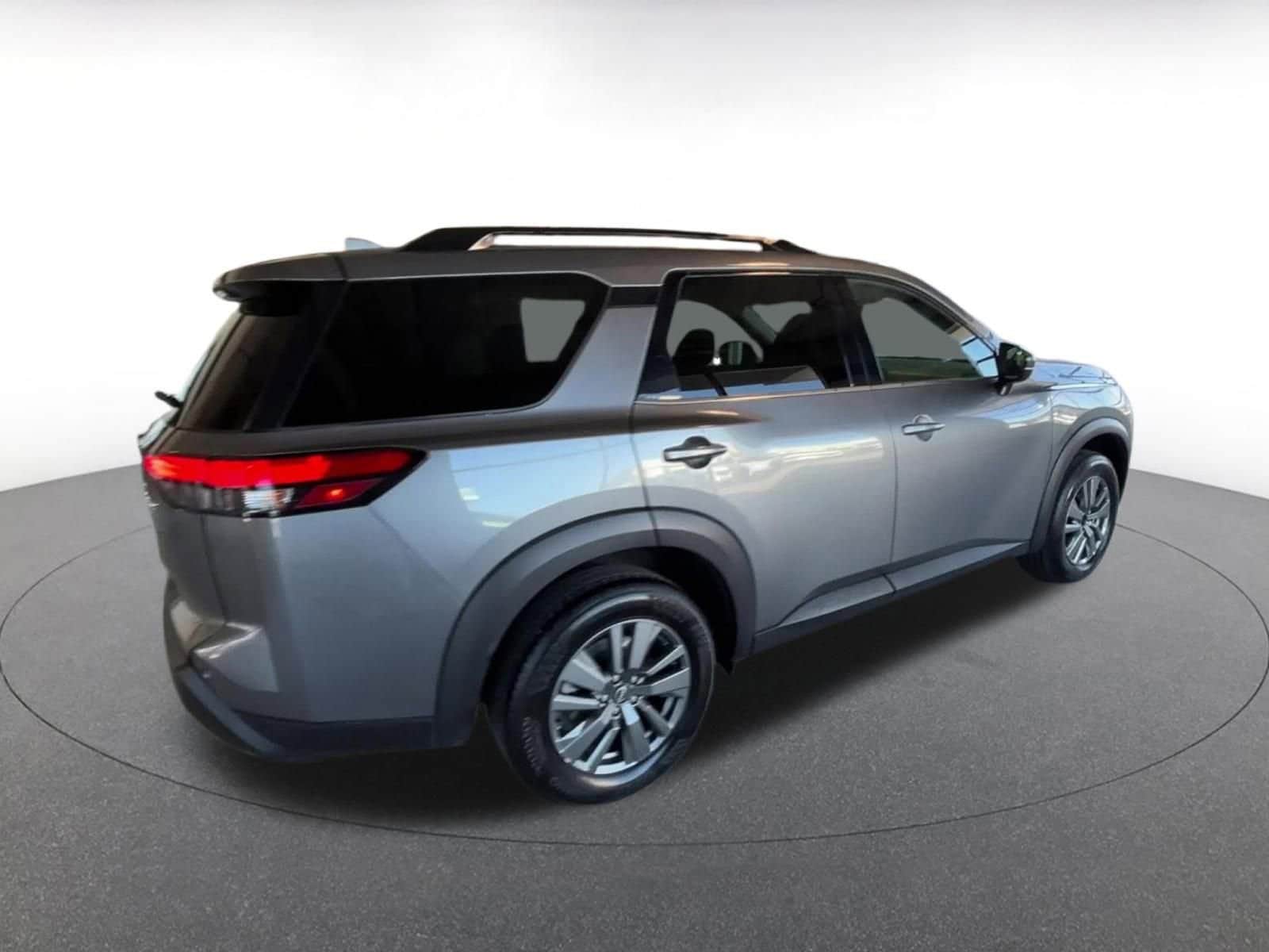 Thumbnail: 2025 Nissan Pathfinder - 13