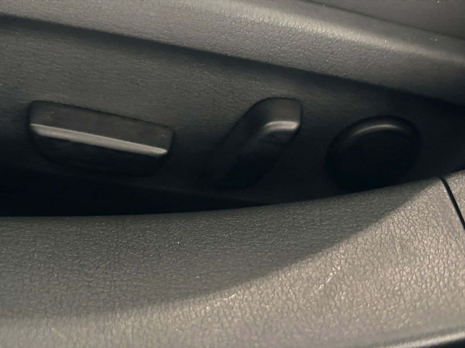 Thumbnail: 2025 Mazda Mazda3 - 23