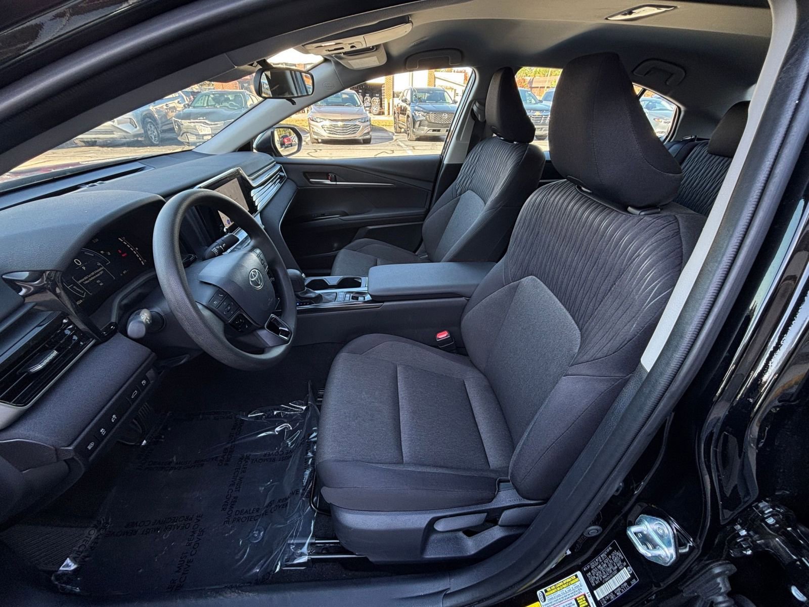 Thumbnail: 2025 Toyota Camry - 31