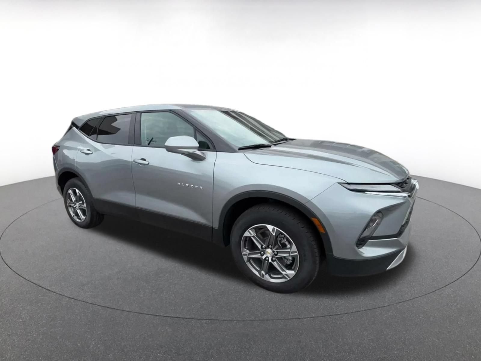 Thumbnail: 2026 Chevrolet Blazer - 2