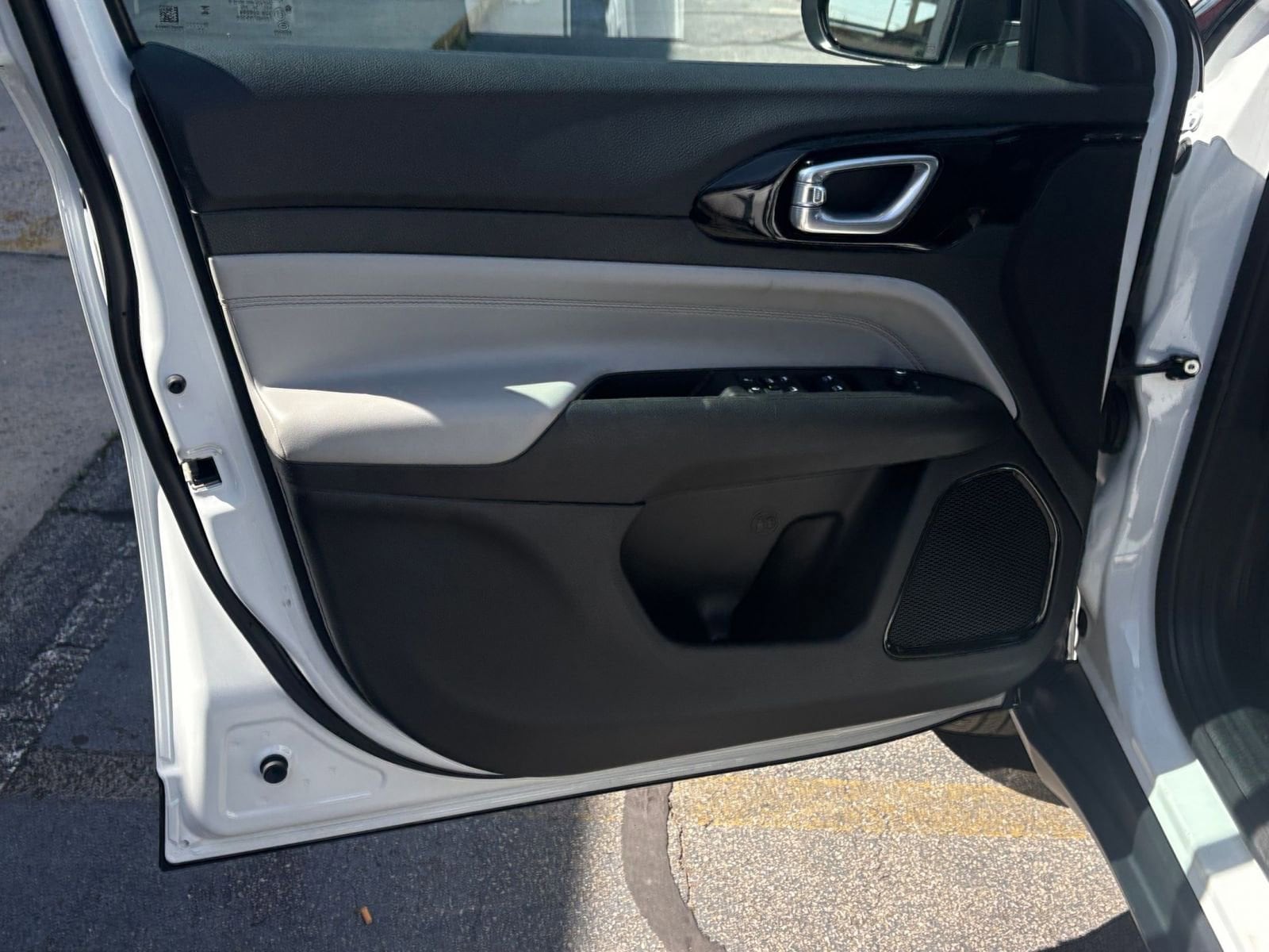 Thumbnail: 2025 Jeep Compass - 18