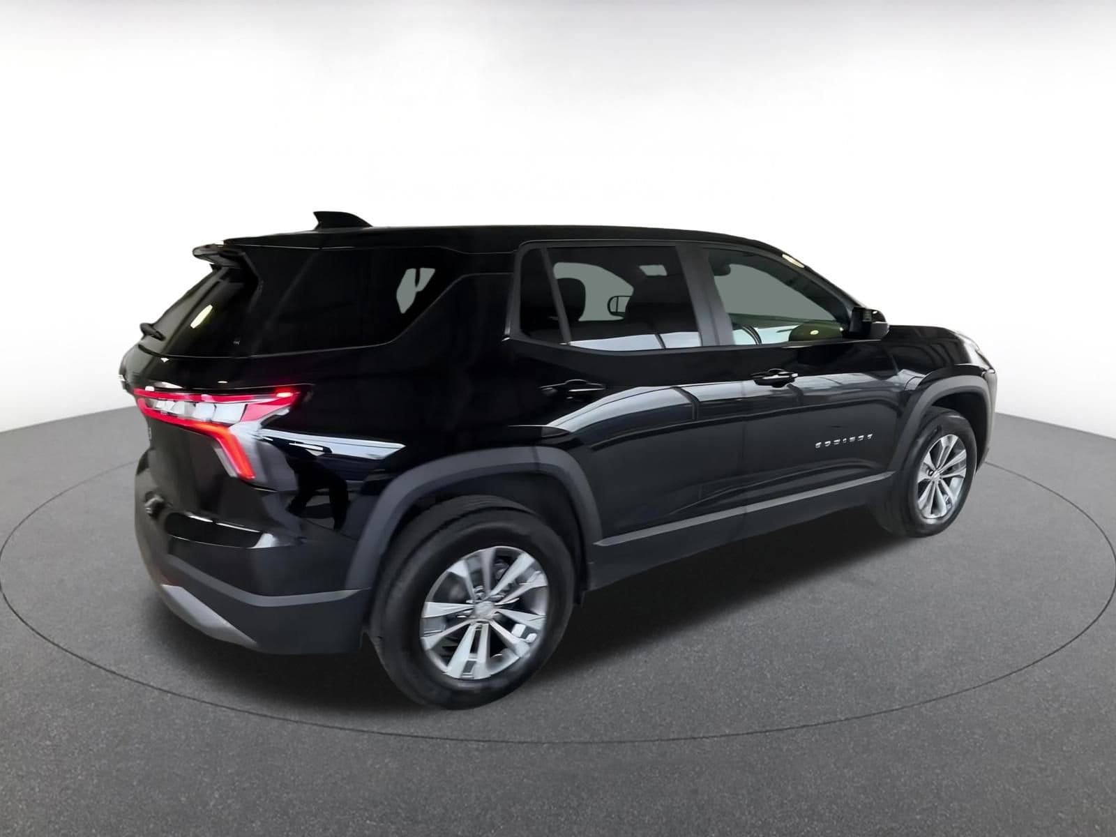 Thumbnail: 2025 Chevrolet Equinox - 15