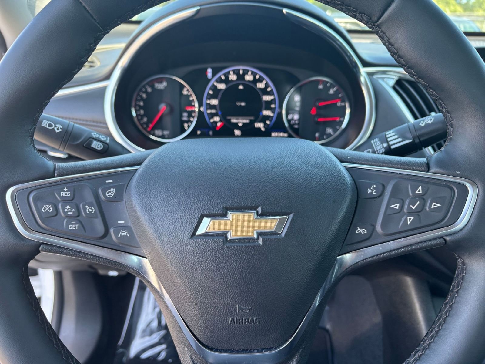 Thumbnail: 2024 Chevrolet Malibu - 28