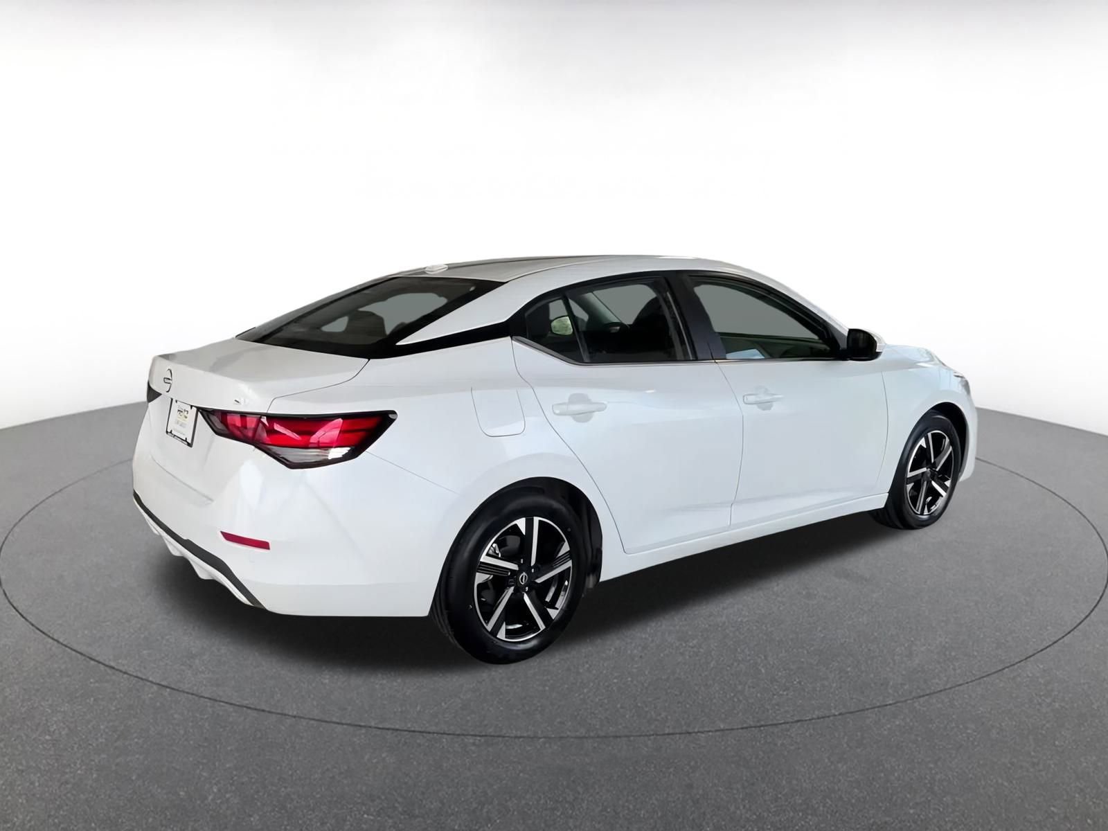 Thumbnail: 2024 Nissan Sentra - 13