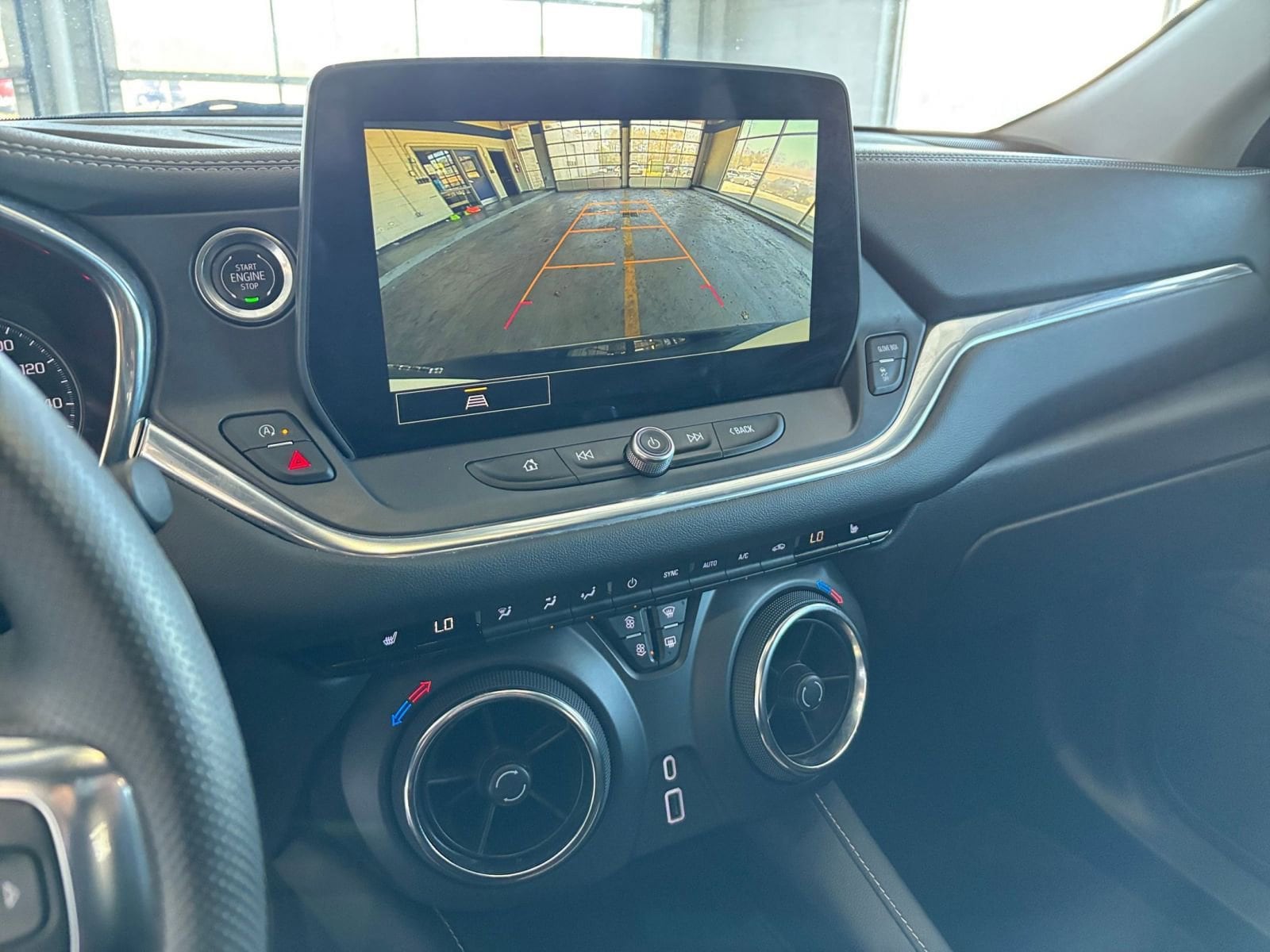 Thumbnail: 2025 Chevrolet Blazer - 26