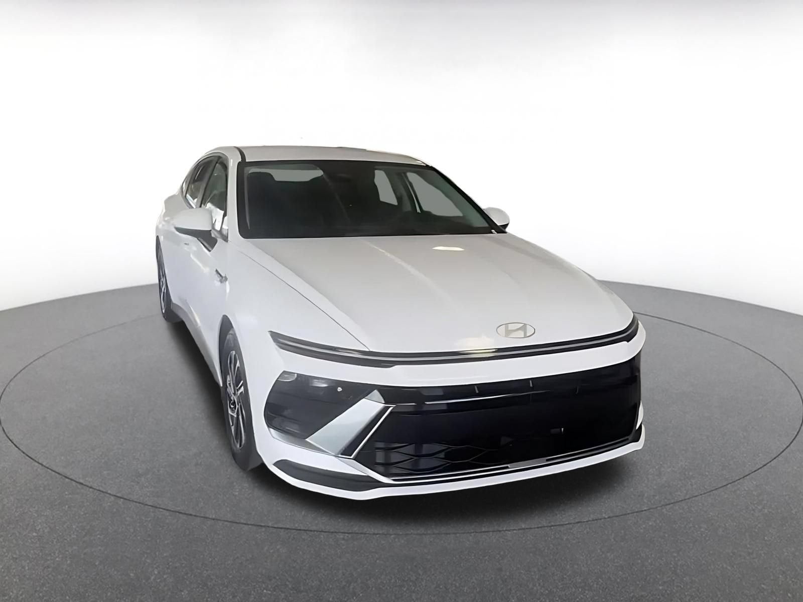 Thumbnail: 2026 Hyundai Sonata - 3