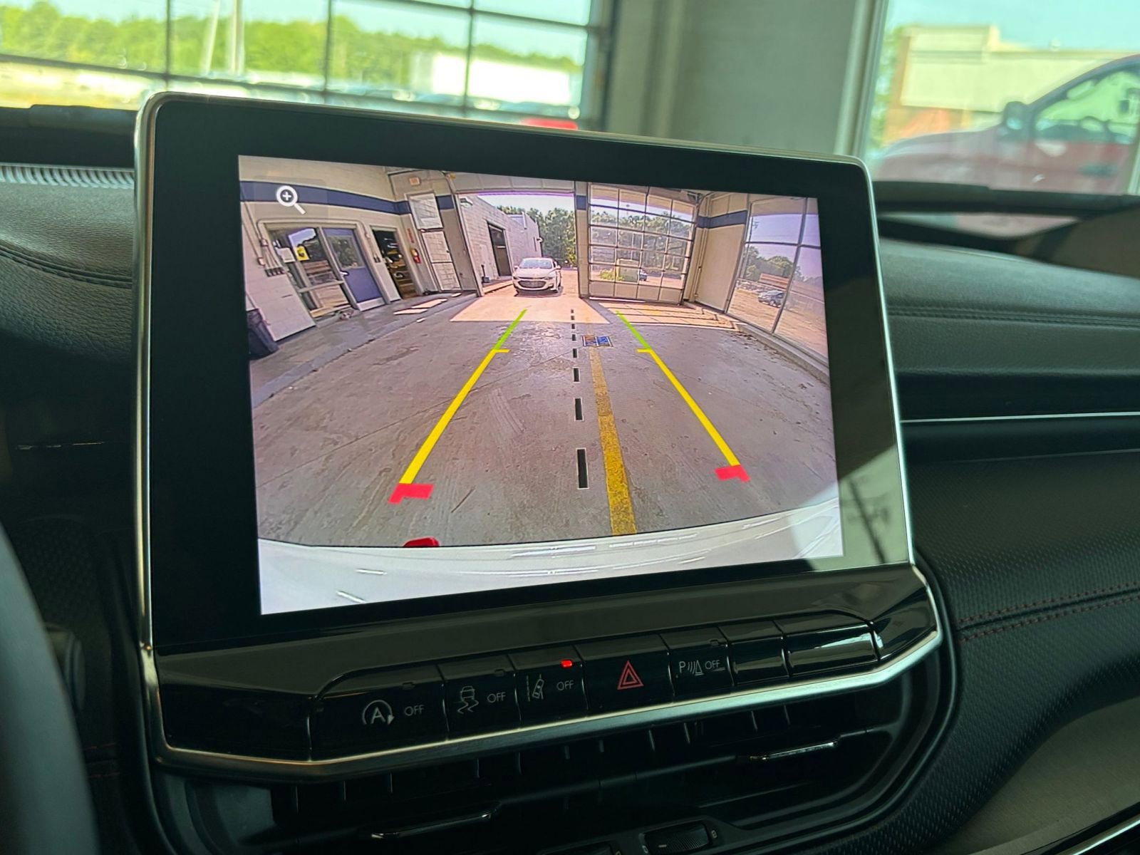 Thumbnail: 2025 Jeep Compass - 17