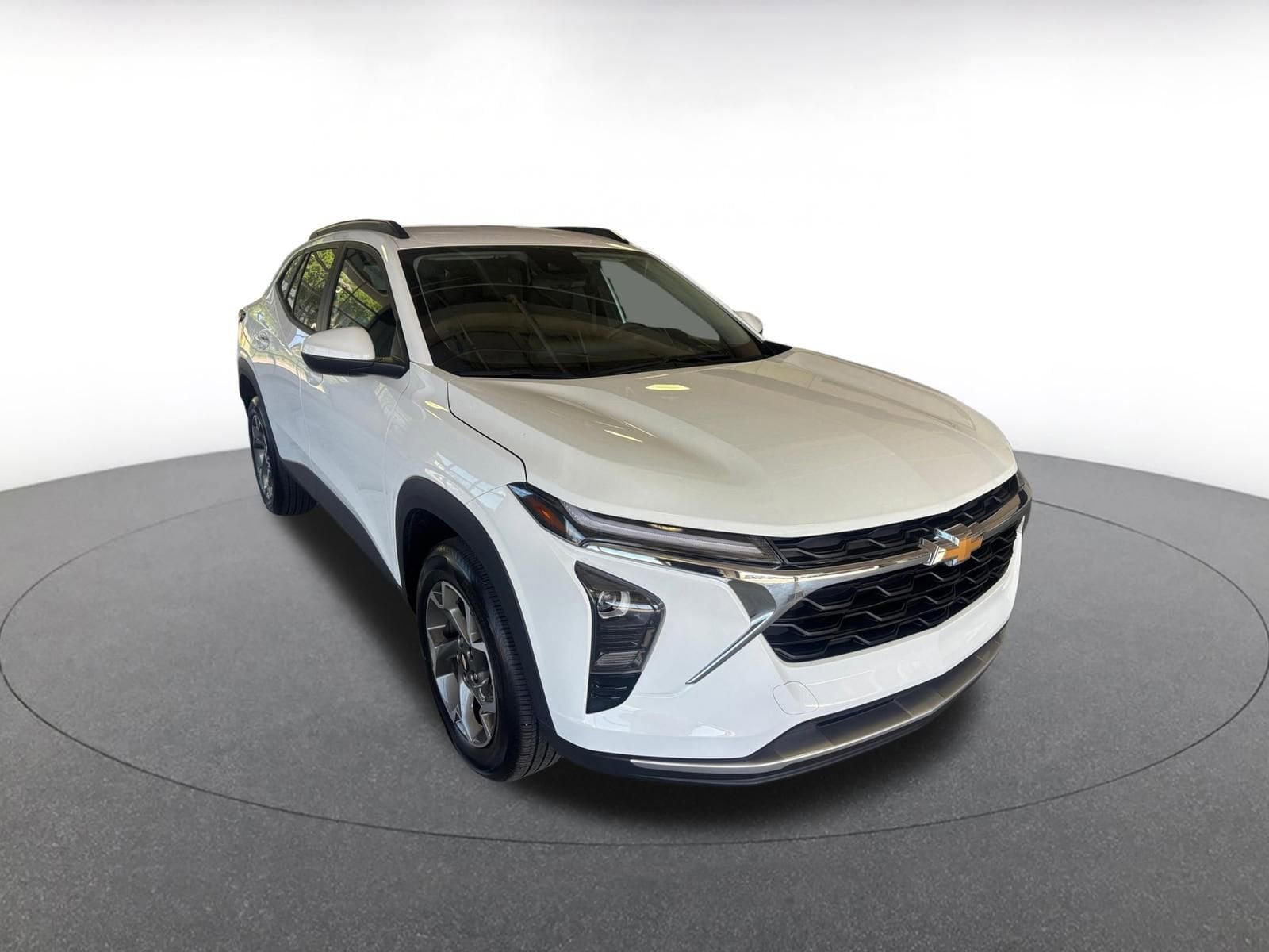 Thumbnail: 2025 Chevrolet Trax - 1