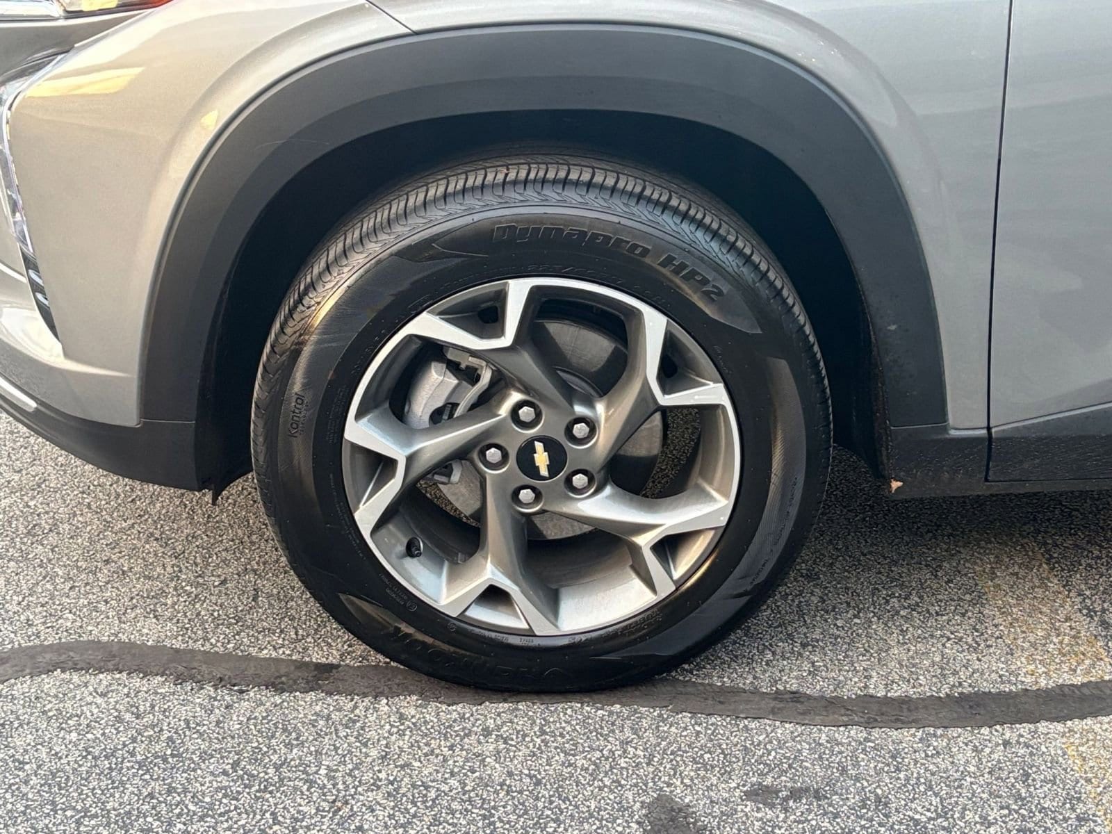 Thumbnail: 2025 Chevrolet Trax - 30