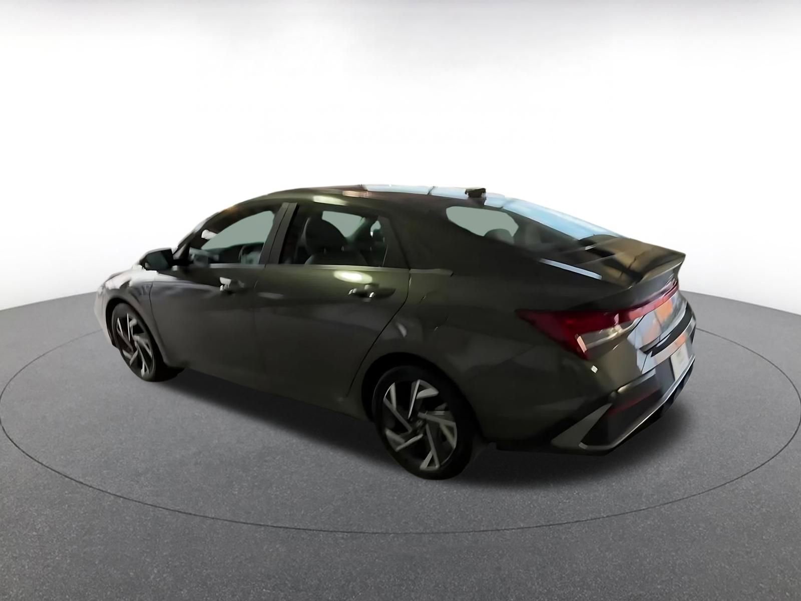 Thumbnail: 2025 Hyundai Elantra - 10