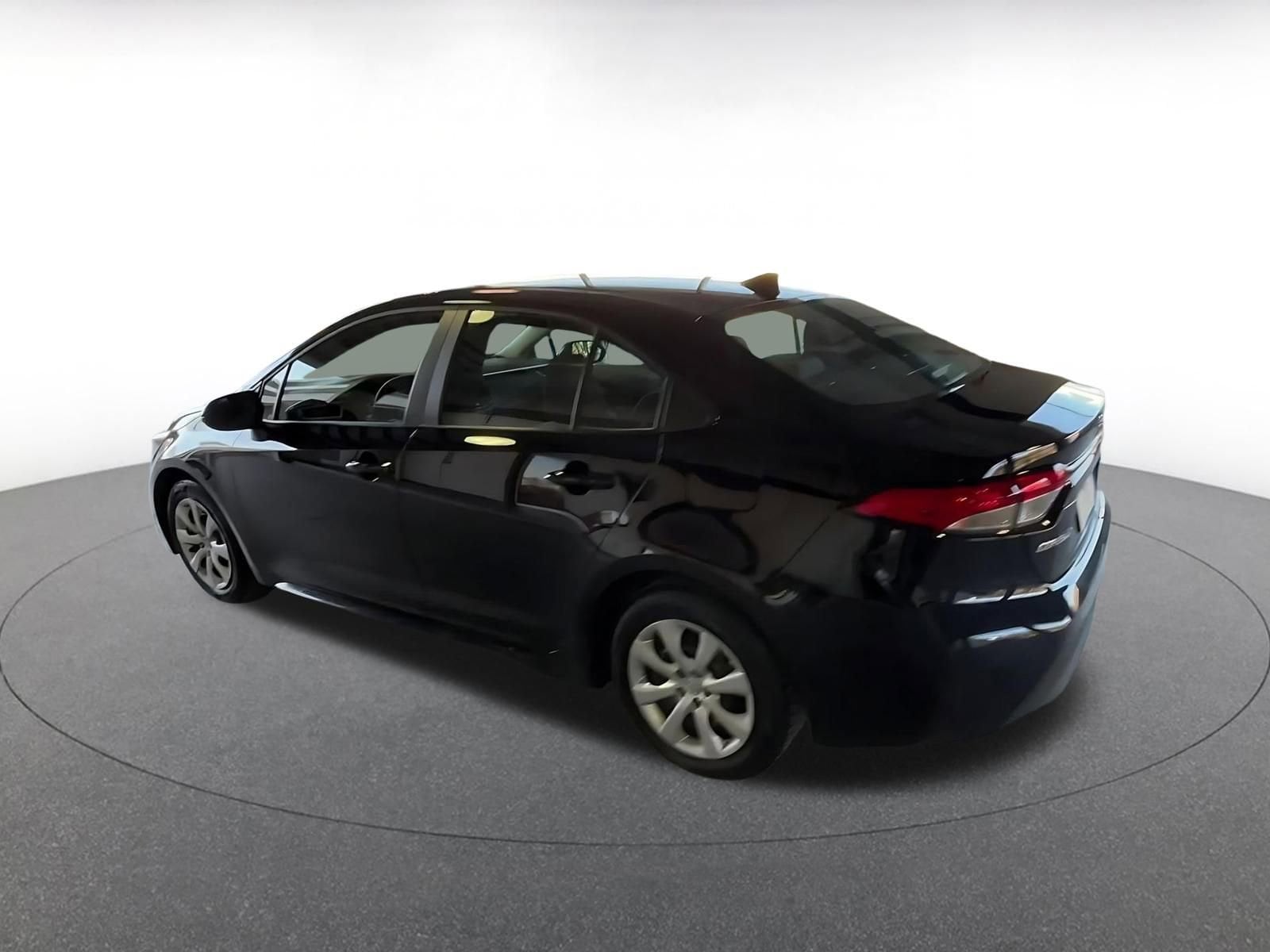 Thumbnail: 2025 Toyota Corolla - 12